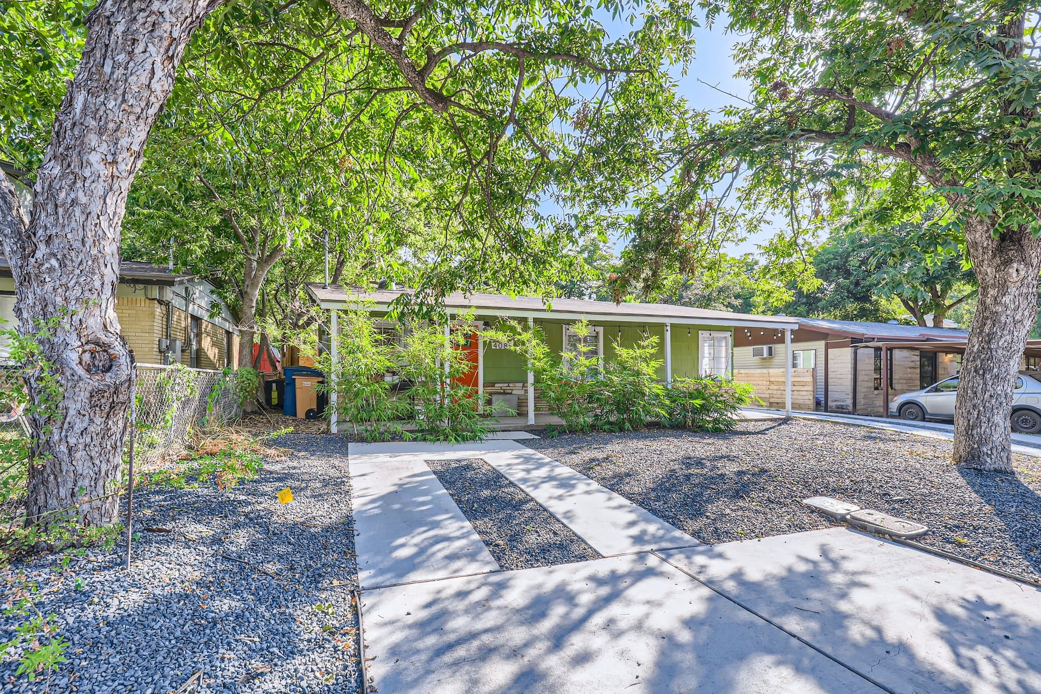 Austin House: 408 Hammack Dr