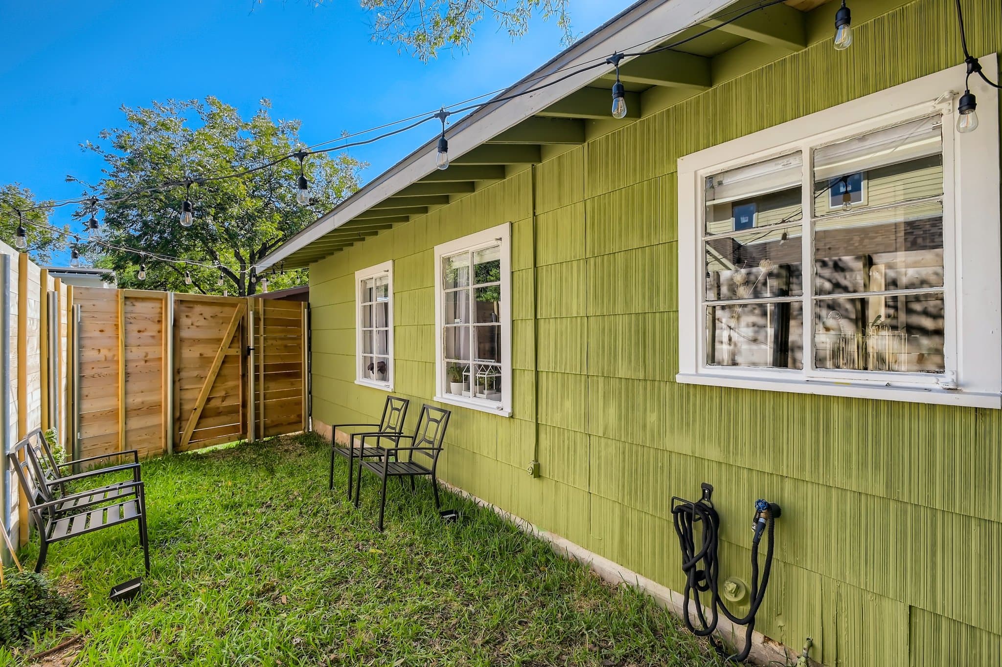 Austin House: 408 Hammack Dr