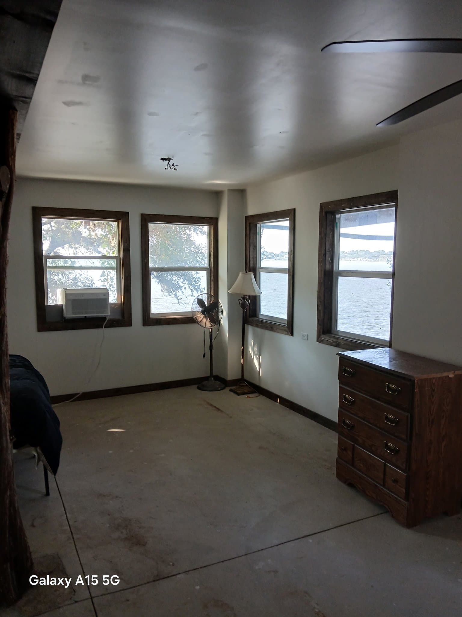 Burnet Single Room: 1445 Waterway Ln