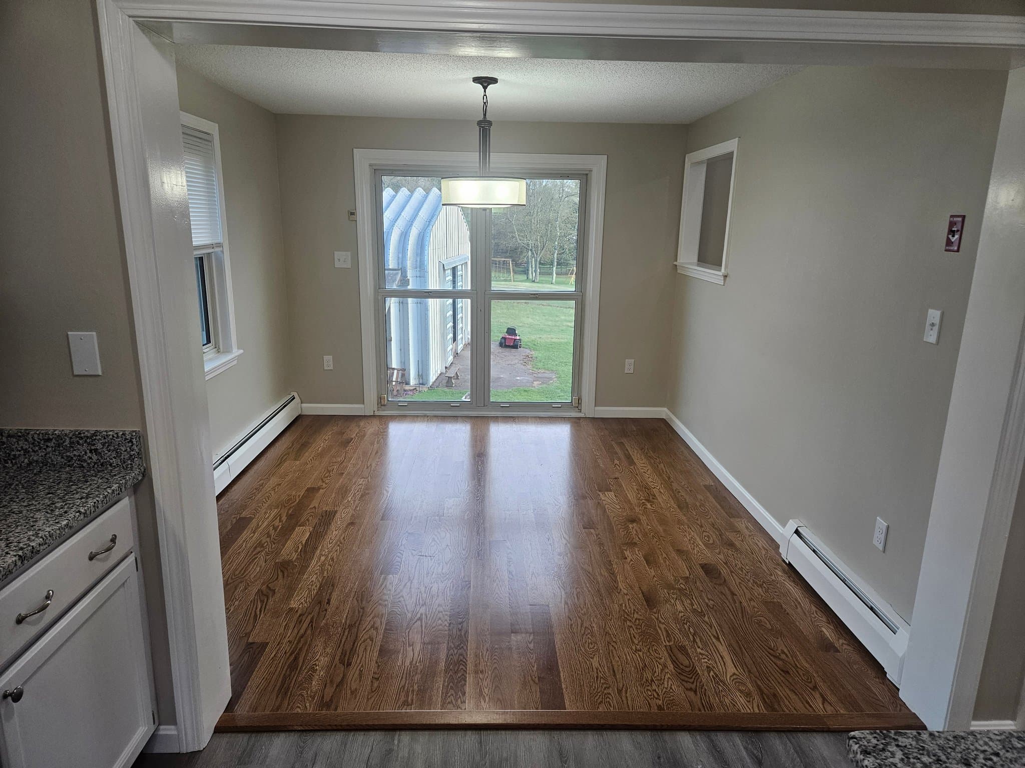 Paxton House: 264 Richards Ave