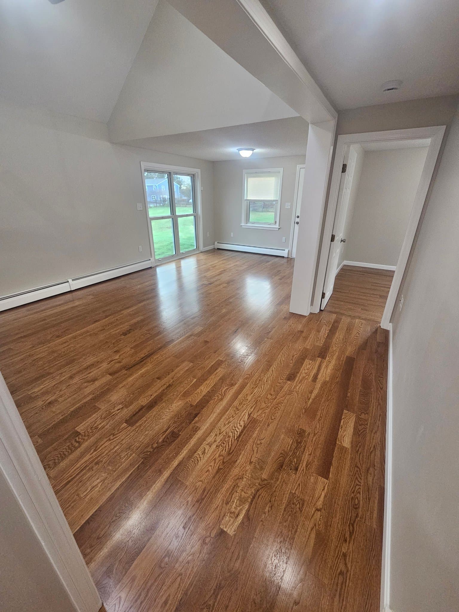 Paxton House: 264 Richards Ave