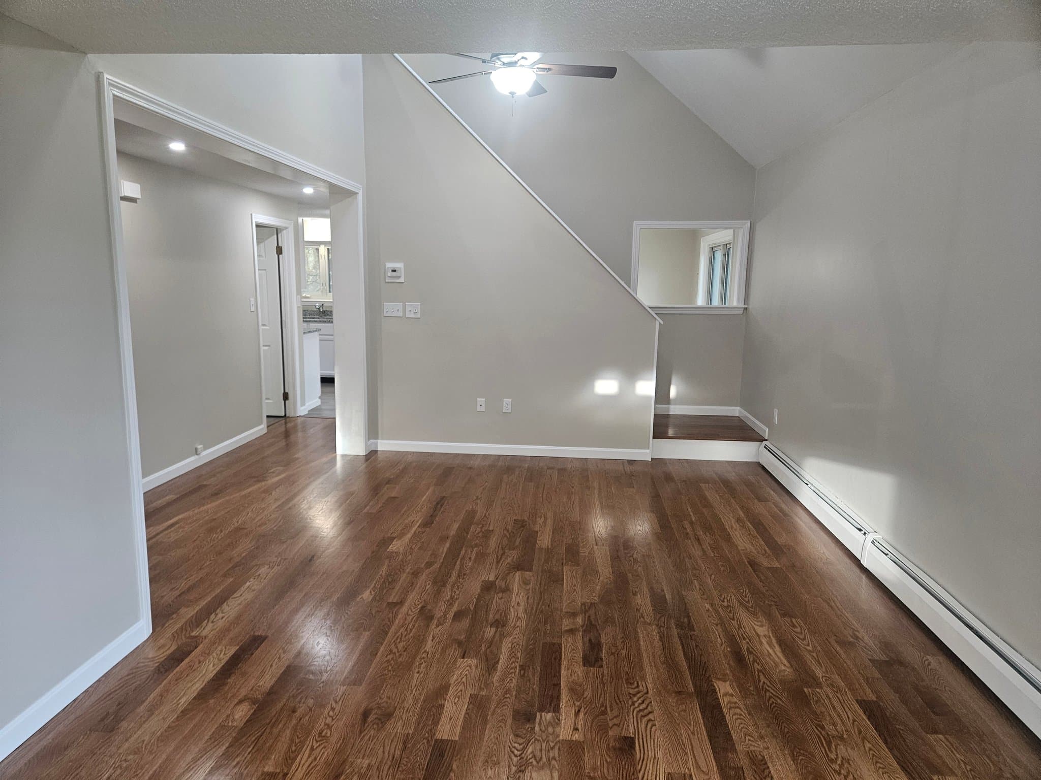 Paxton House: 264 Richards Ave