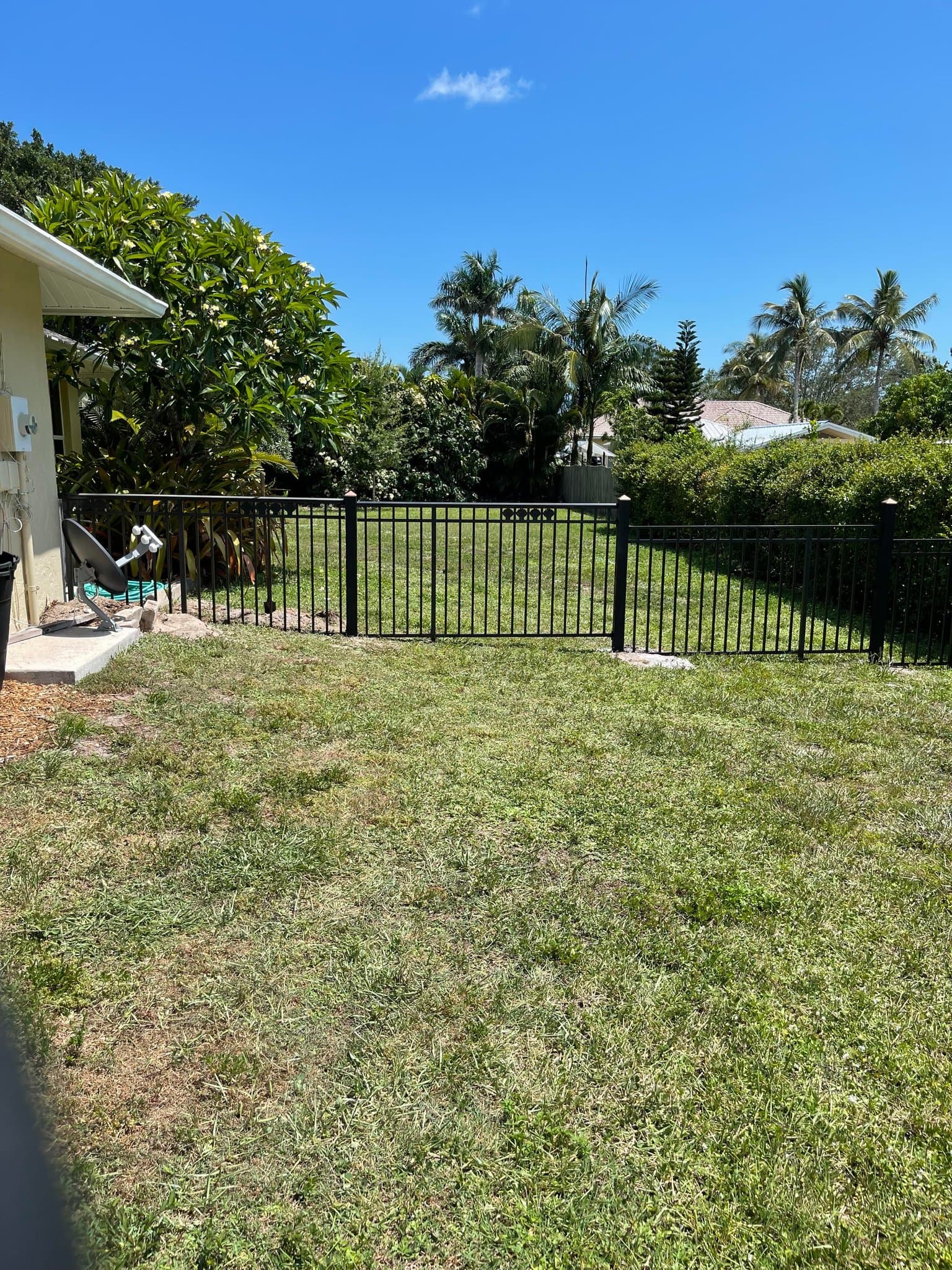 Naples House: 5232 RAINTREE LANE