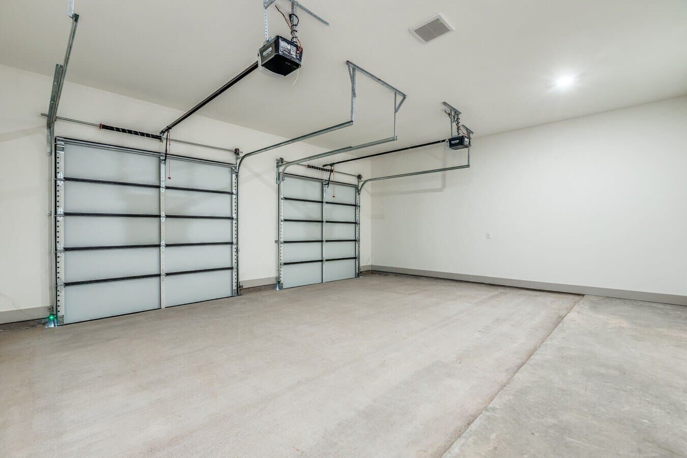 Mckinney Apartment: 8589 Stacy Rd