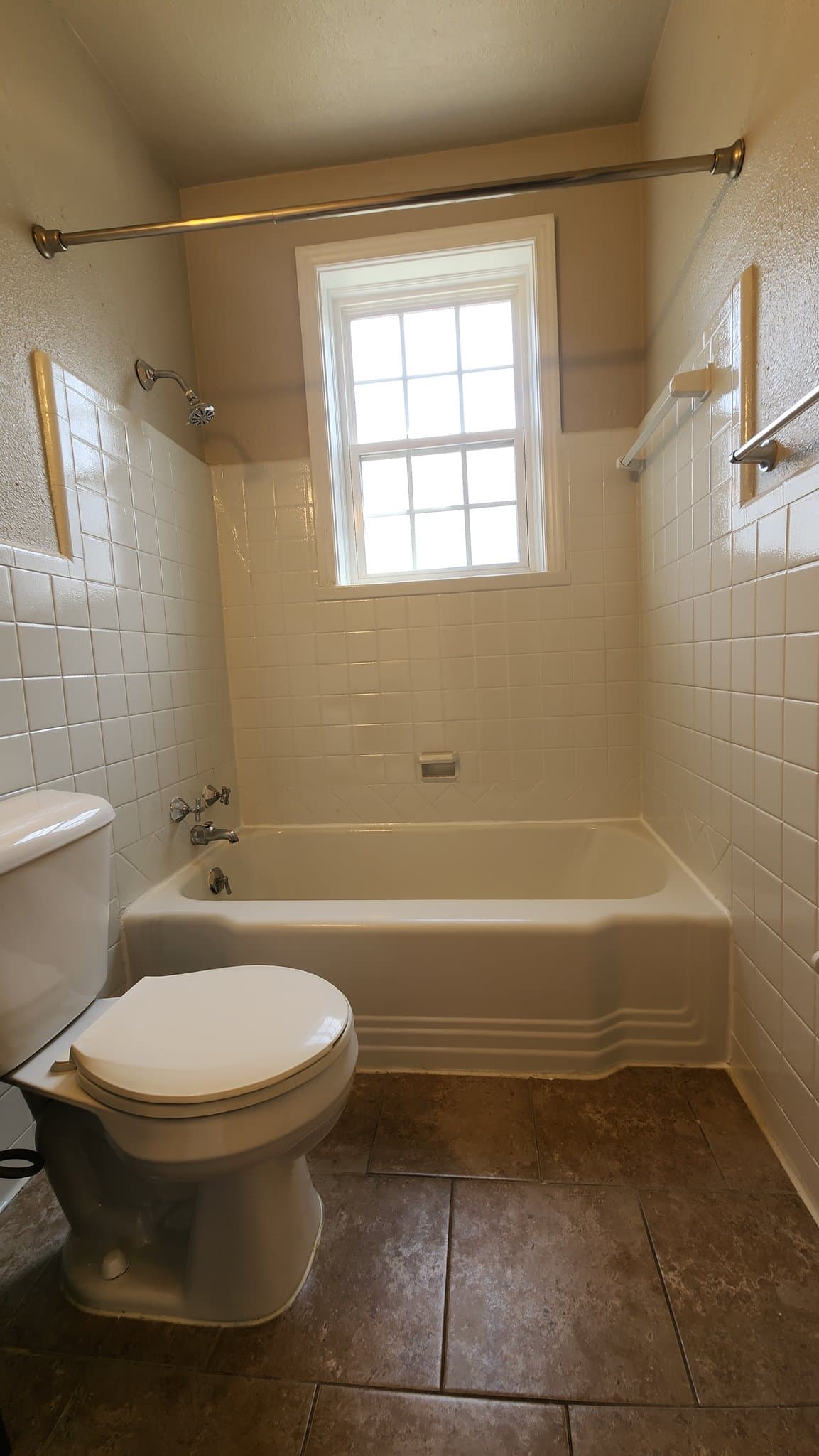 Saint Louis Apartment: 1042 Sanford Ave