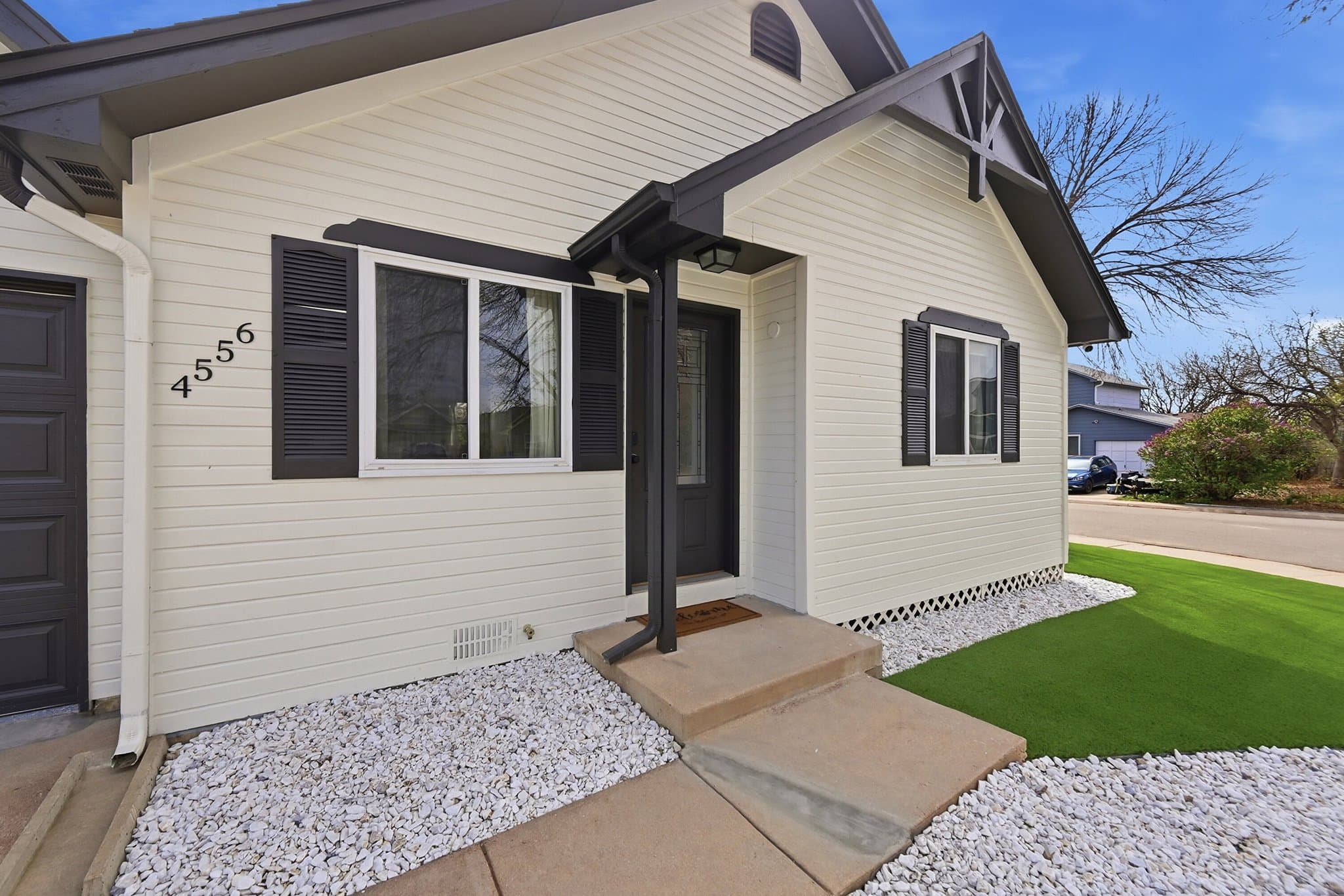 Aurora House: 4556 South Pagosa Way