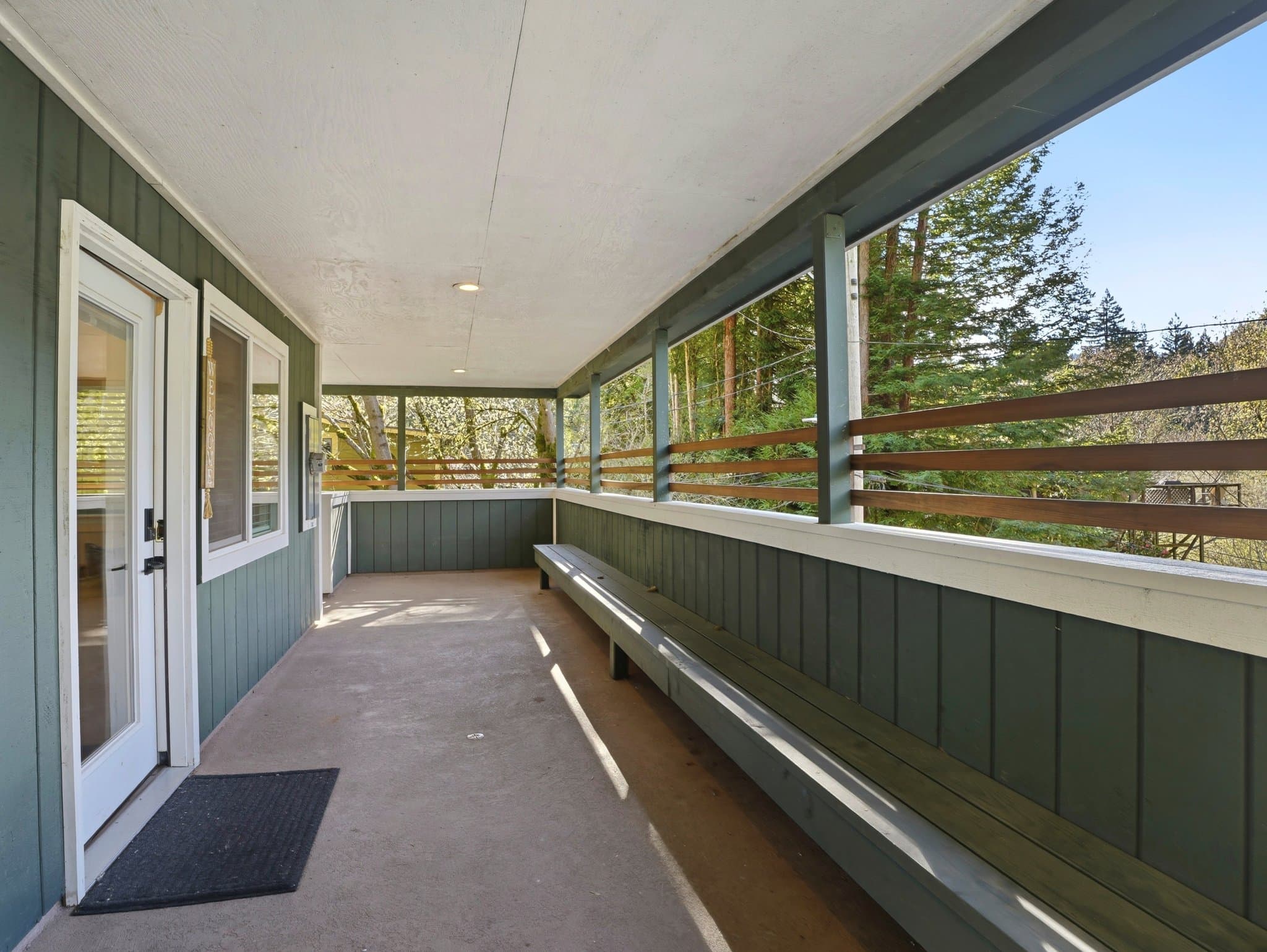 Guerneville House: 16799 center way