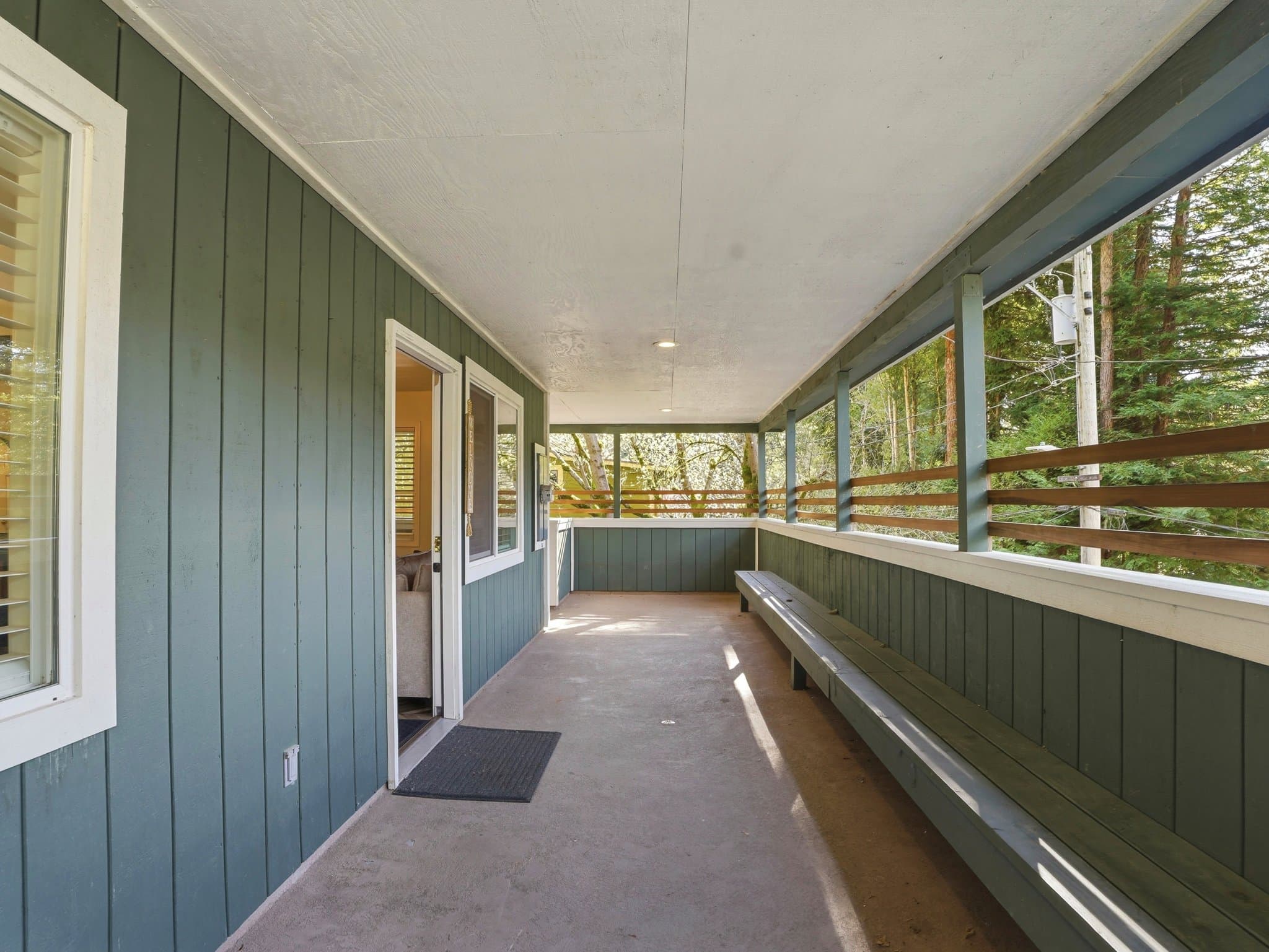 Guerneville House: 16799 center way
