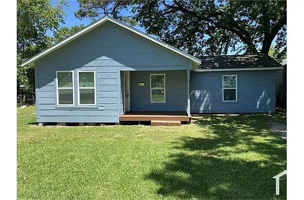 Texas City House: 806 4th Ave N