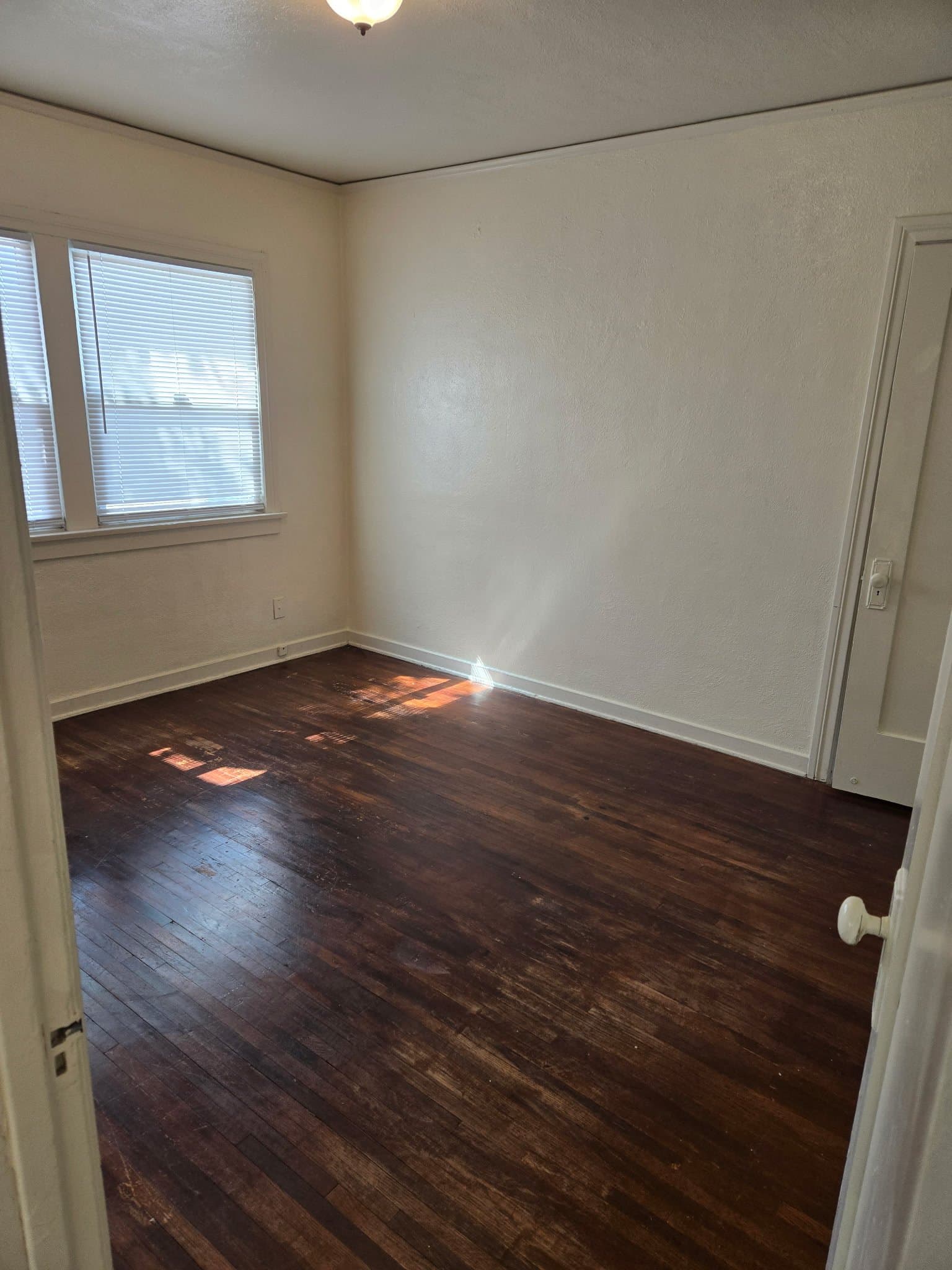 San Bernardino Apartment: 2103 Belle St