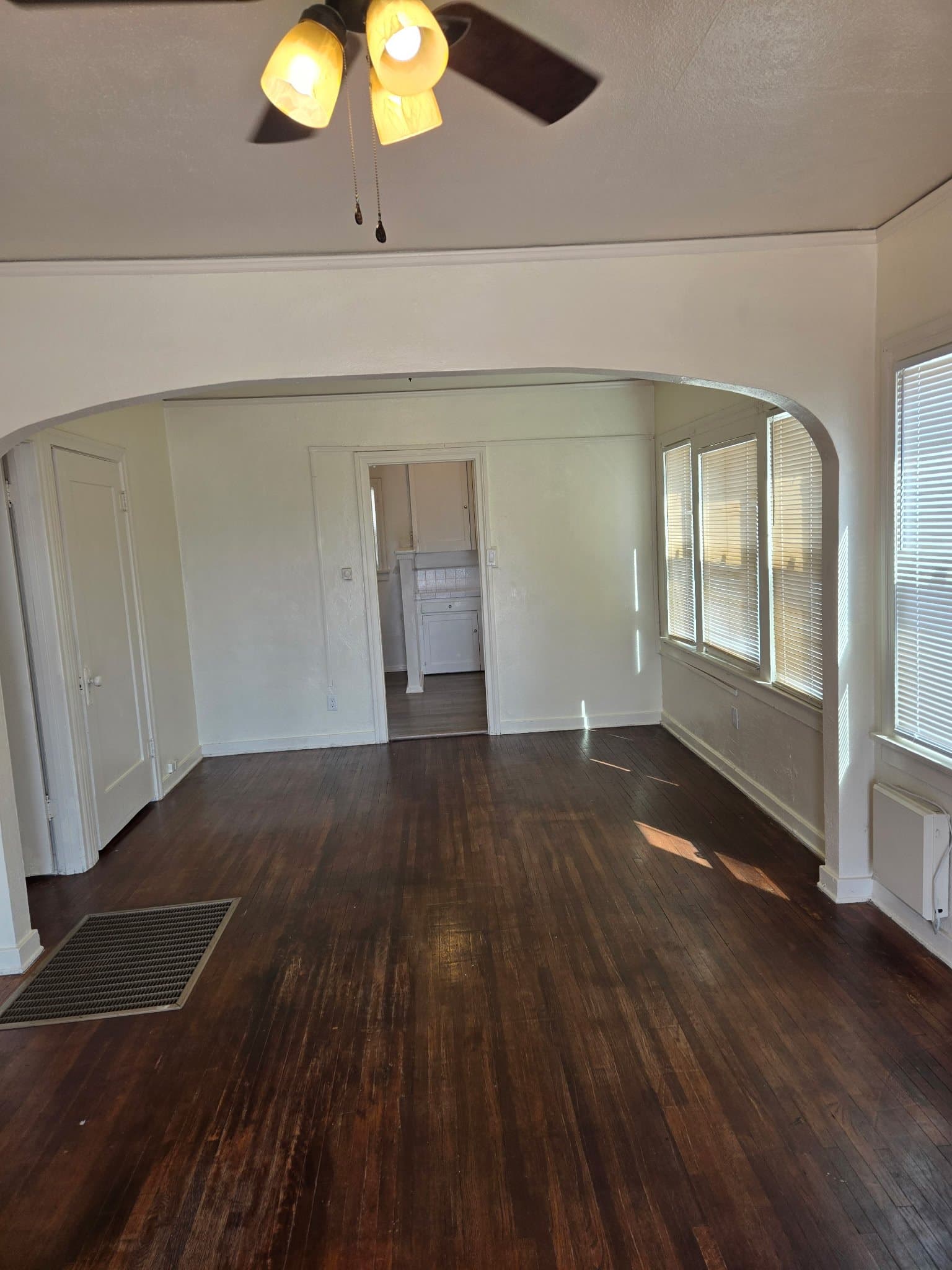 San Bernardino Apartment: 2103 Belle St
