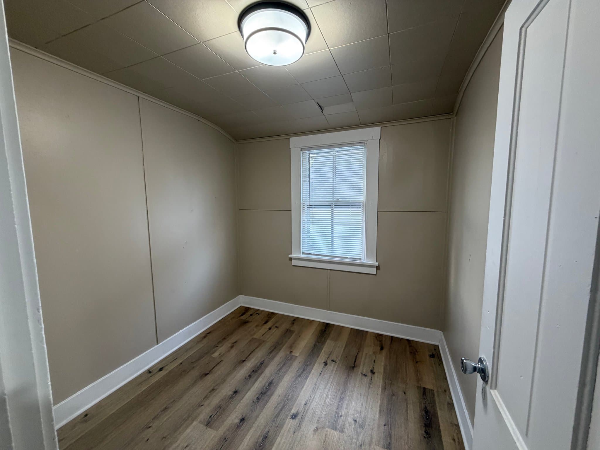 Manitowoc House: 708 North 10th St