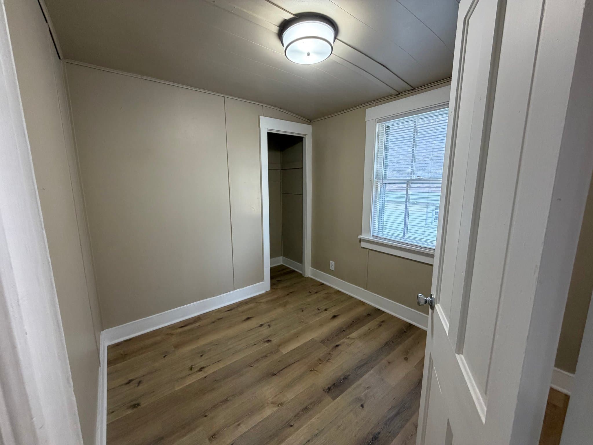 Manitowoc House: 708 North 10th St