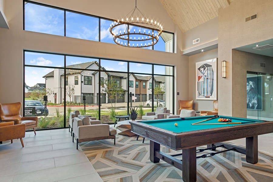 Arlington Apartment: 8200 Glenn Day Dr