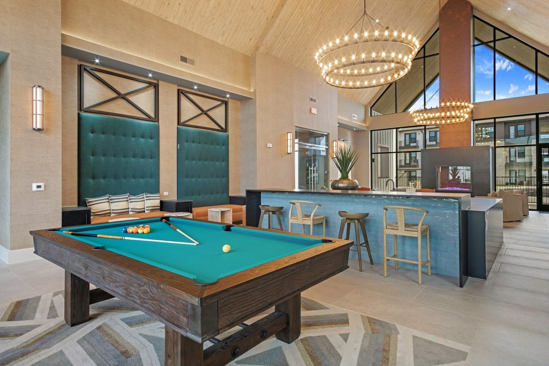 Arlington Apartment: 8200 Glenn Day Dr