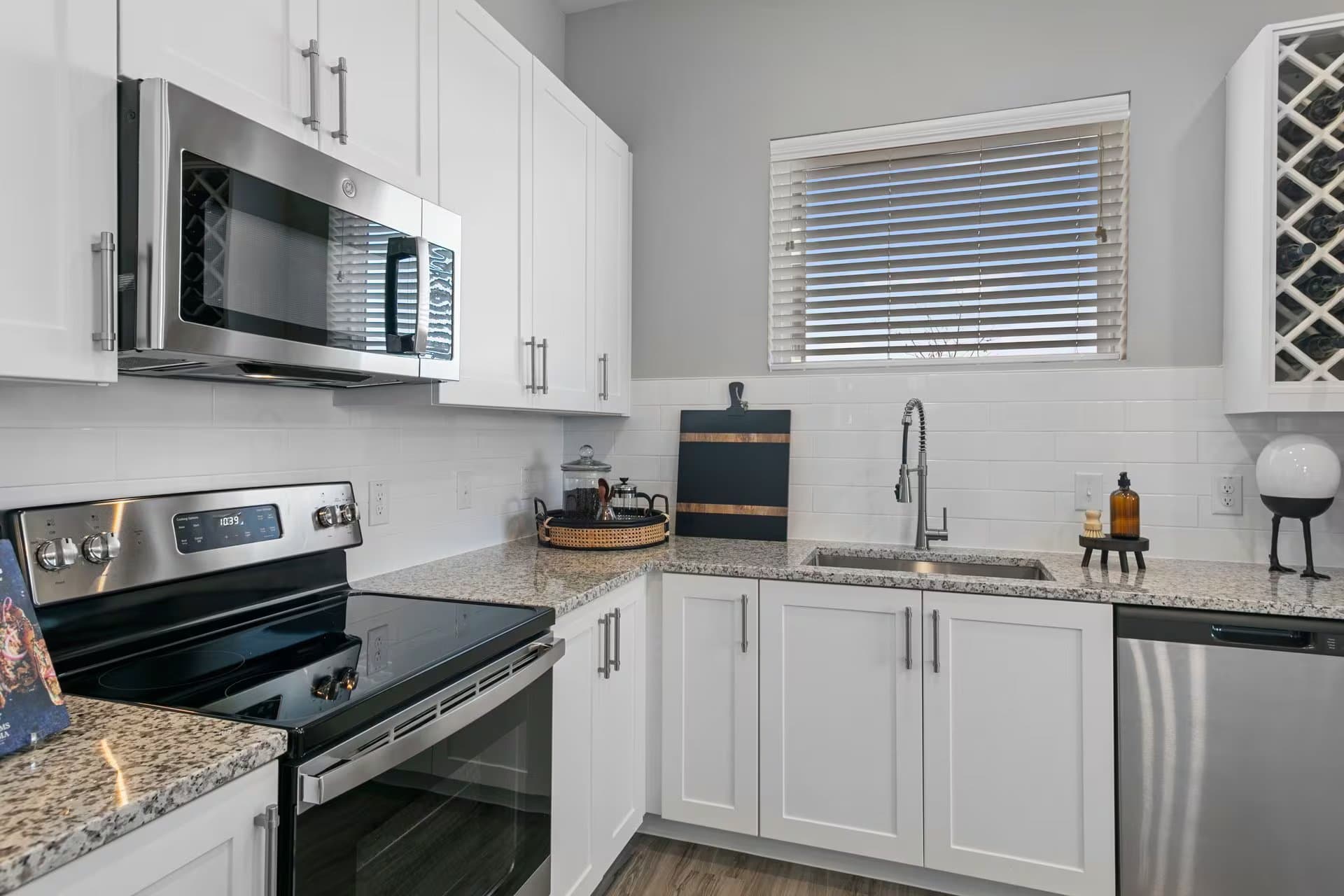 Arlington Apartment: 8200 Glenn Day Dr
