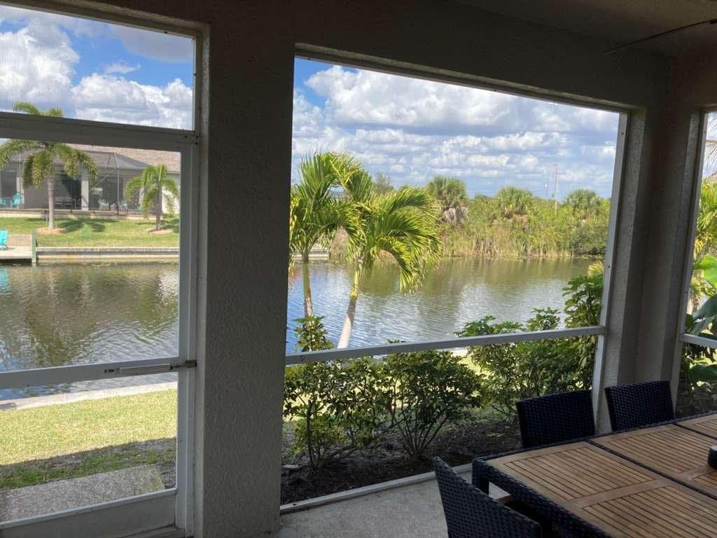 Cape Coral House: 2637 NW 1st St Cape Coral, FL 33993