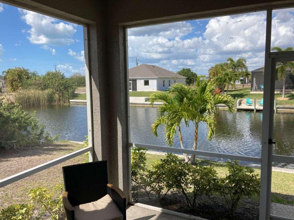 Cape Coral House: 2637 NW 1st St Cape Coral, FL 33993