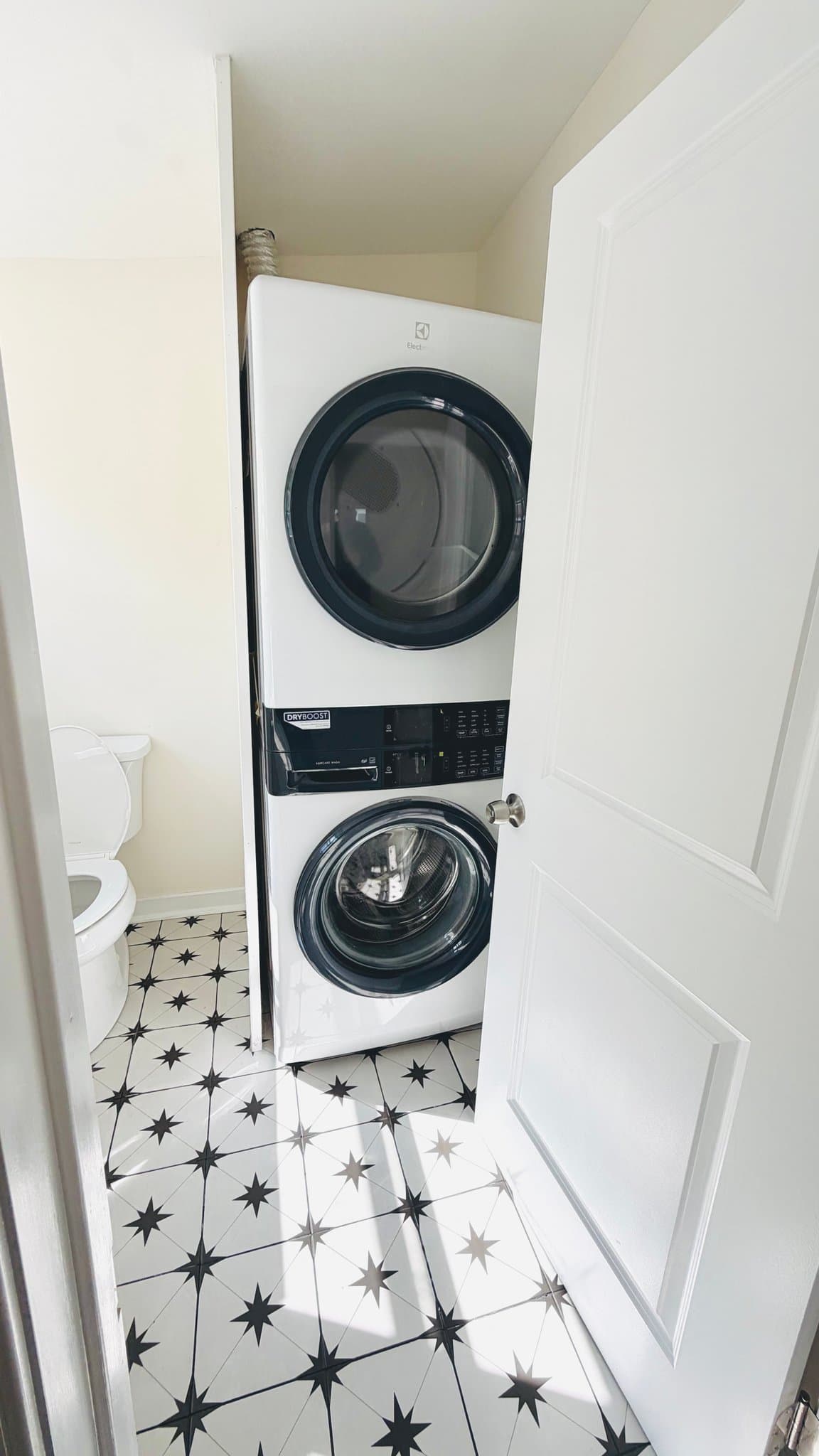 West Mount Airy Townhome: 7136 Bryan St