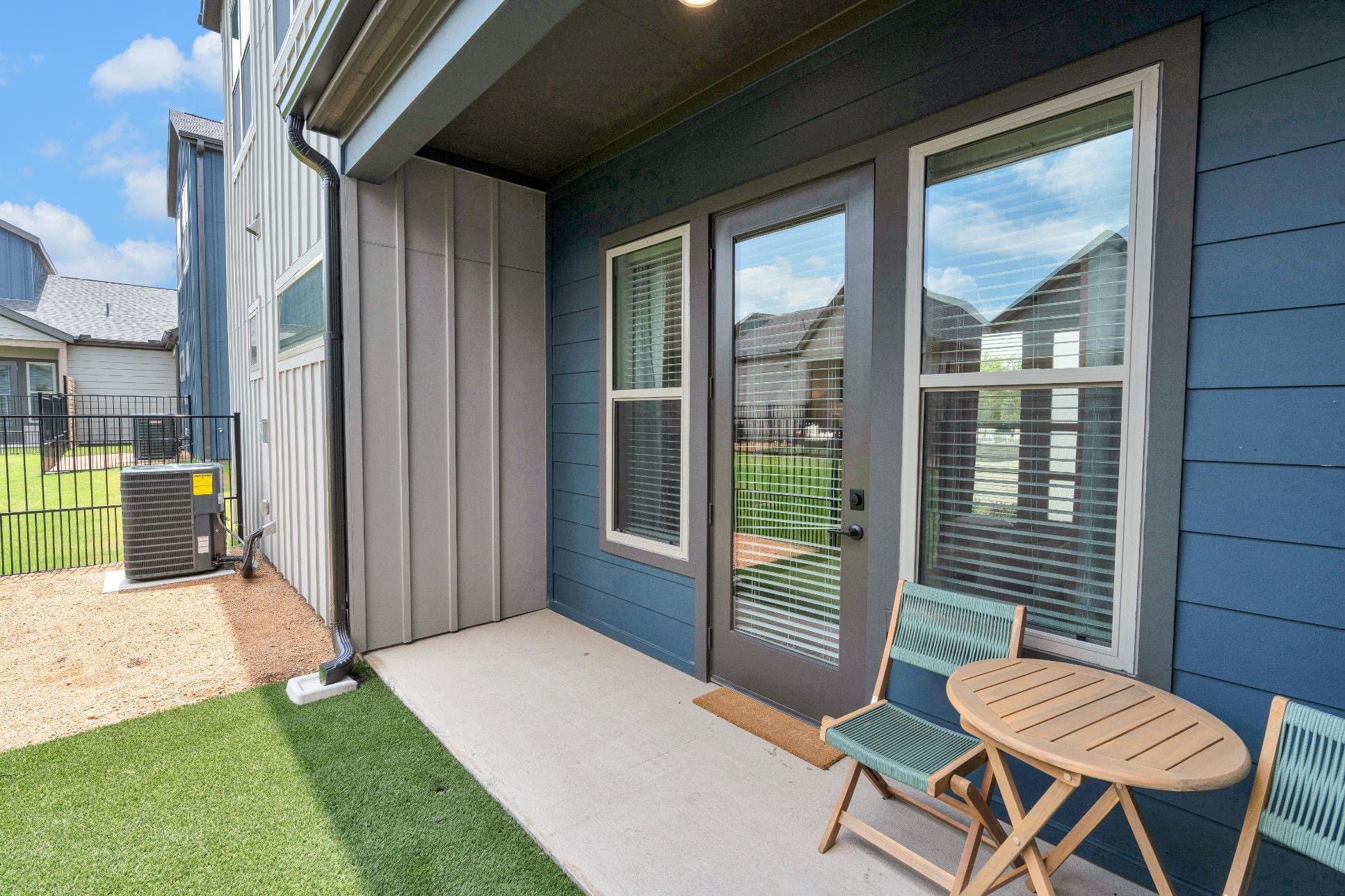 Garland Townhome: 1600 Firewheel Pky