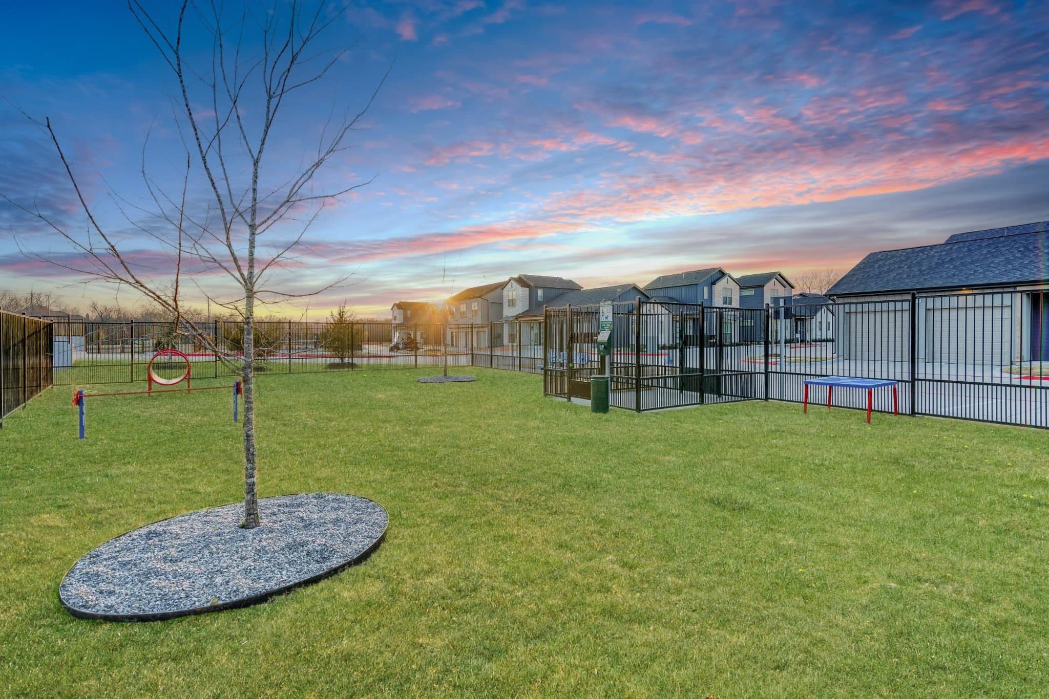 Garland Townhome: 1600 Firewheel Pky