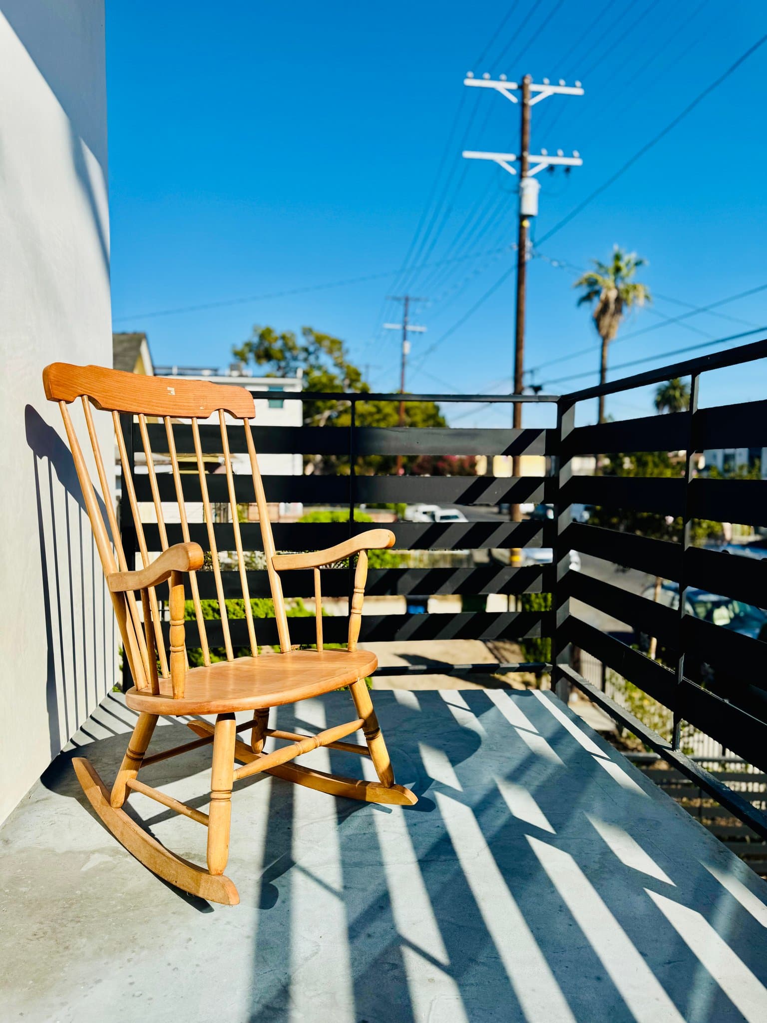Los Angeles Single Room: 215 E 29th Street