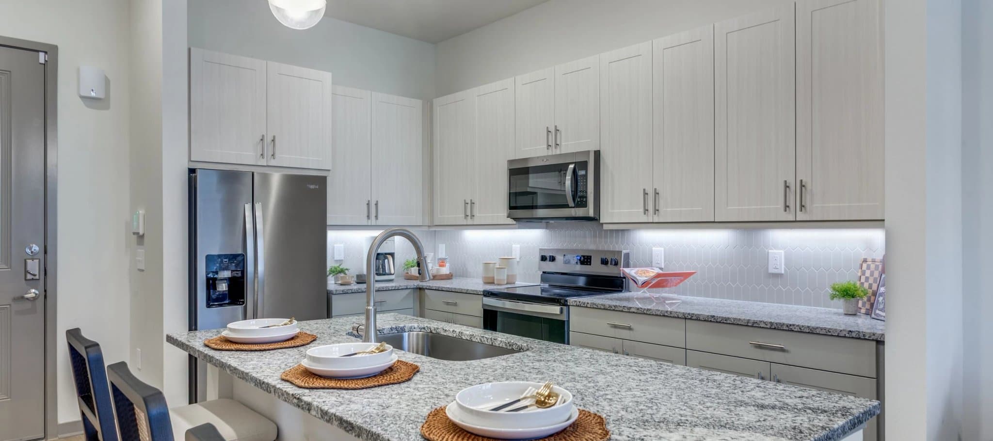 Fort Worth Apartment: 8153 Beaver Dam St.