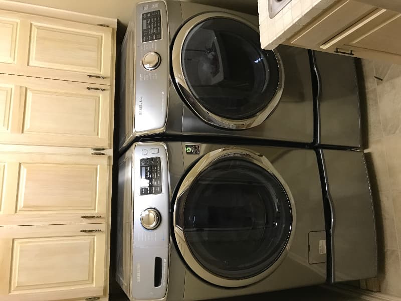 Midland Townhome: 37 Lafayette Pl