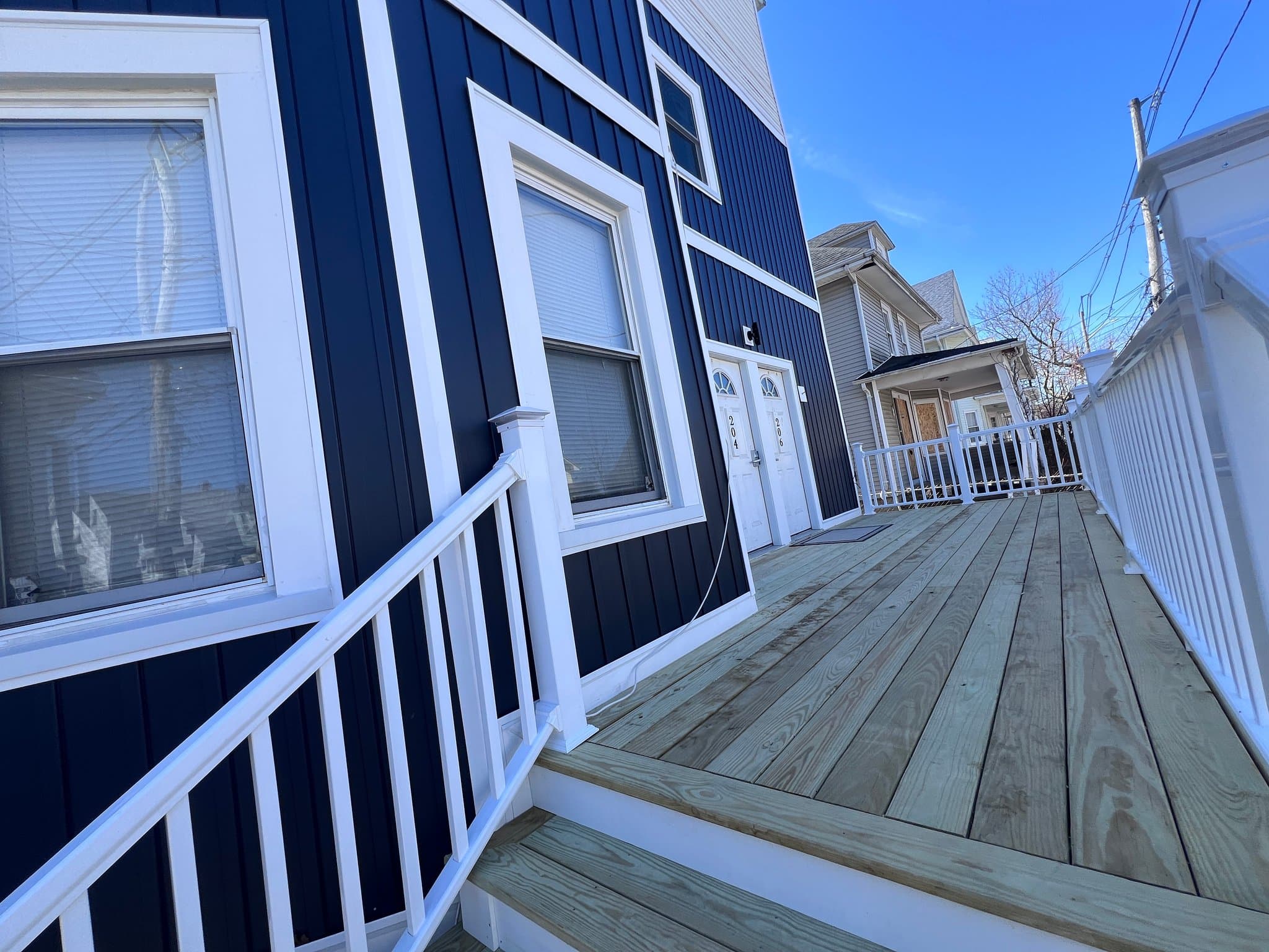 Providence Single Room: 206 California Ave
