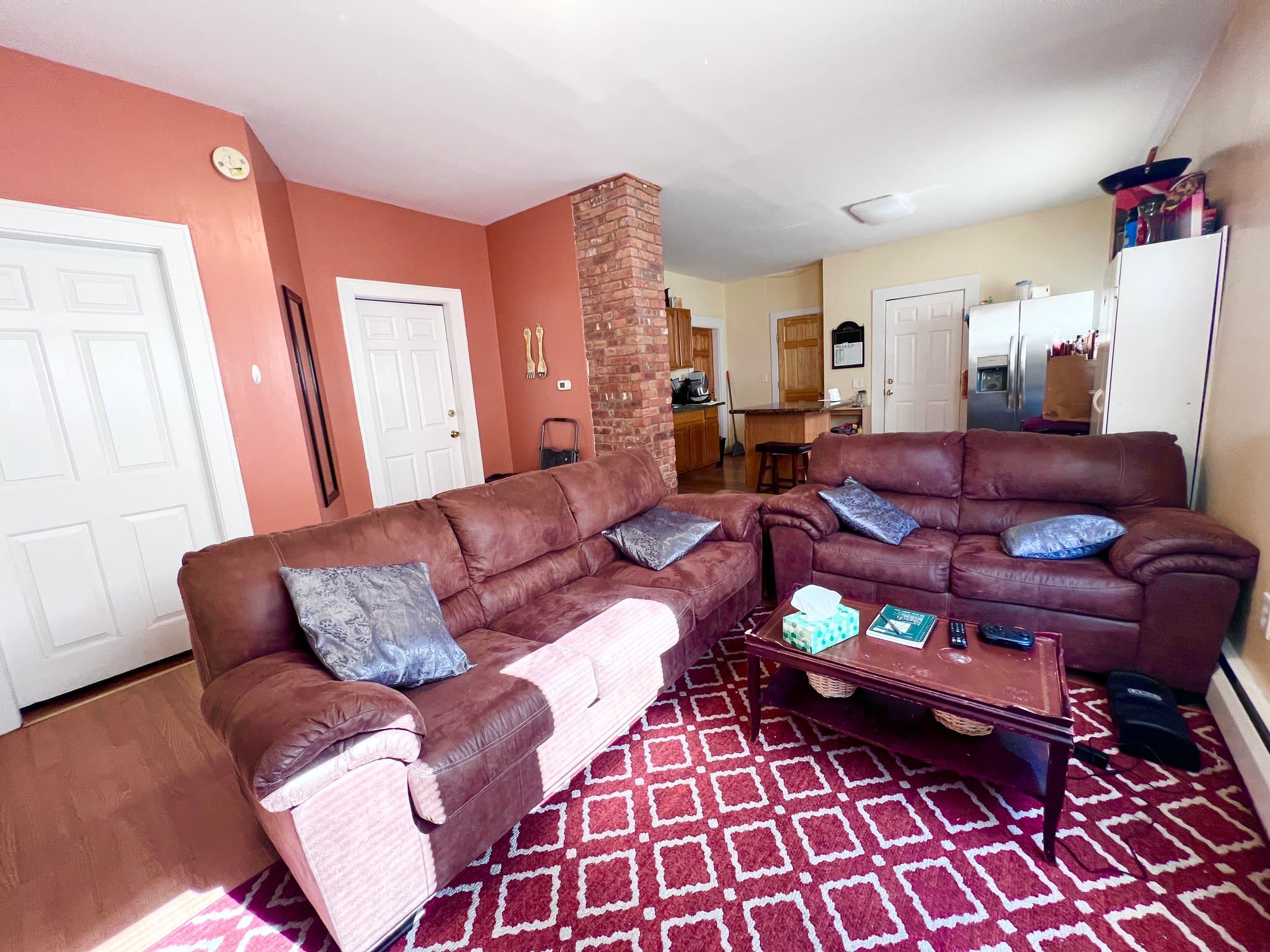 Providence Single Room: 206 California Ave