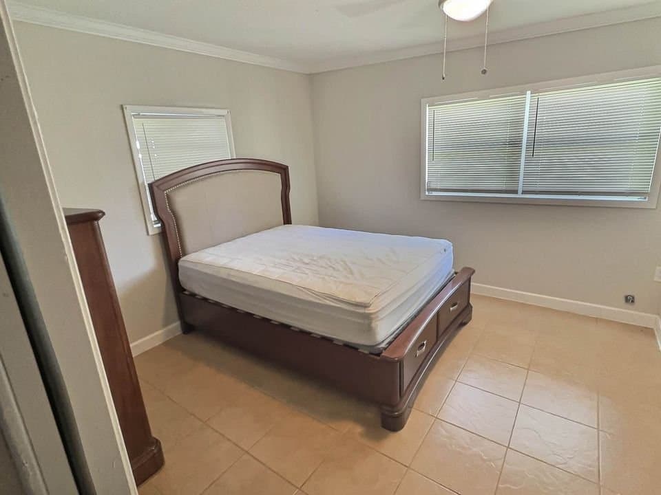 Orlando Single Room: 102 Quintard Ave