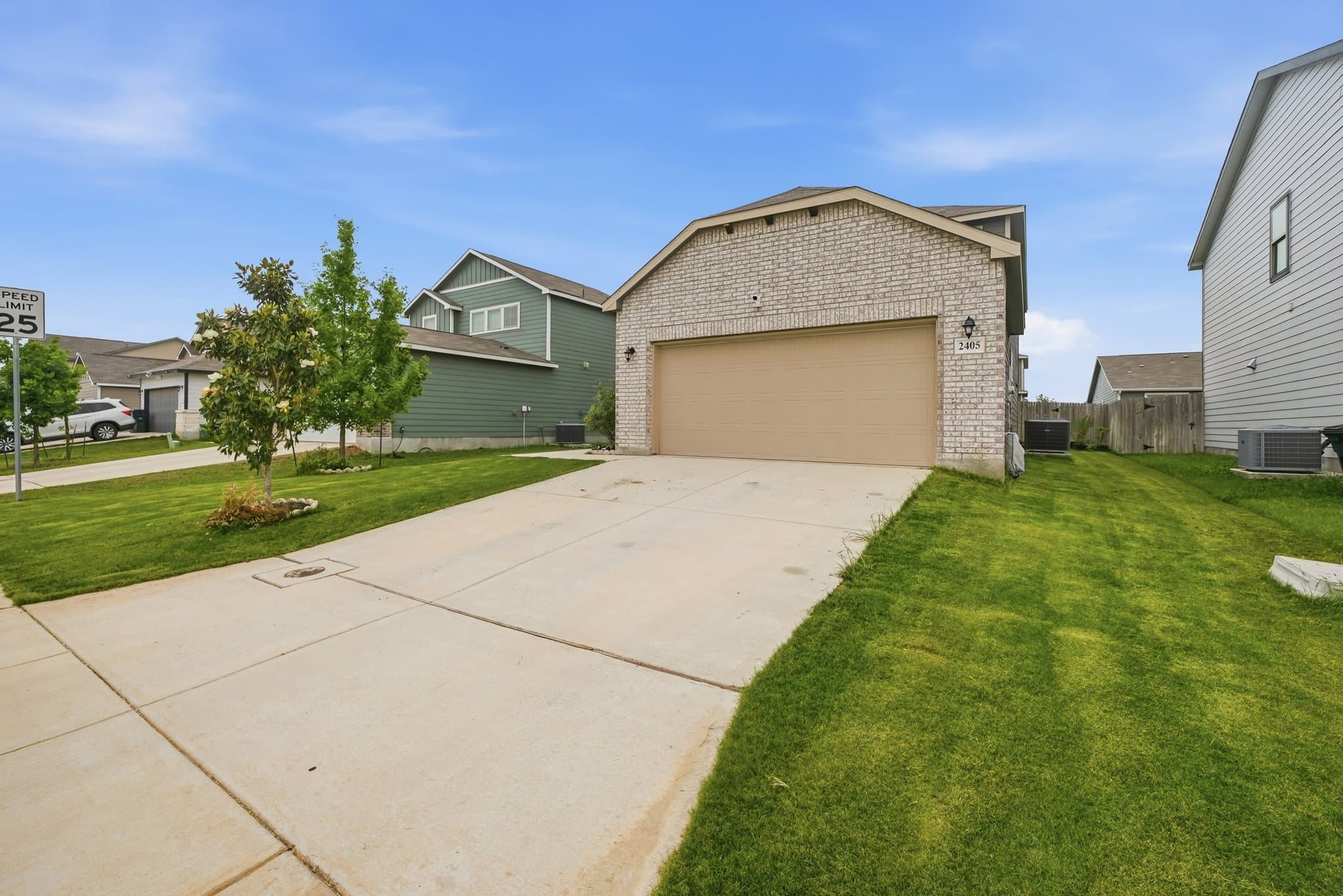 Seguin House: 2405 Ayers Dr