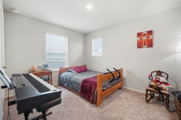 Seguin House: 2405 Ayers Dr