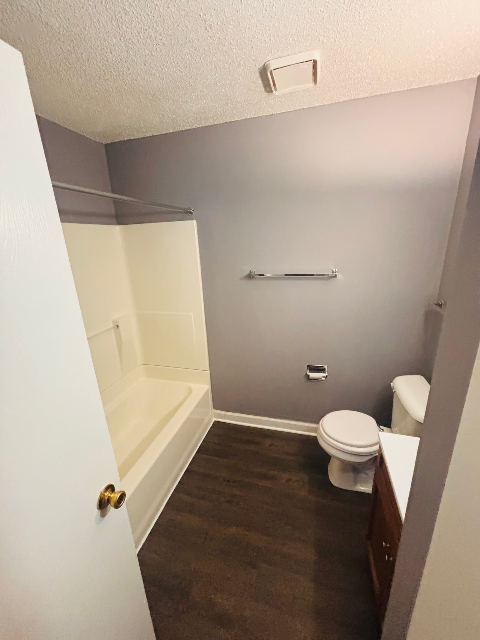 Red Oak Multiplex: 1660 E summit st