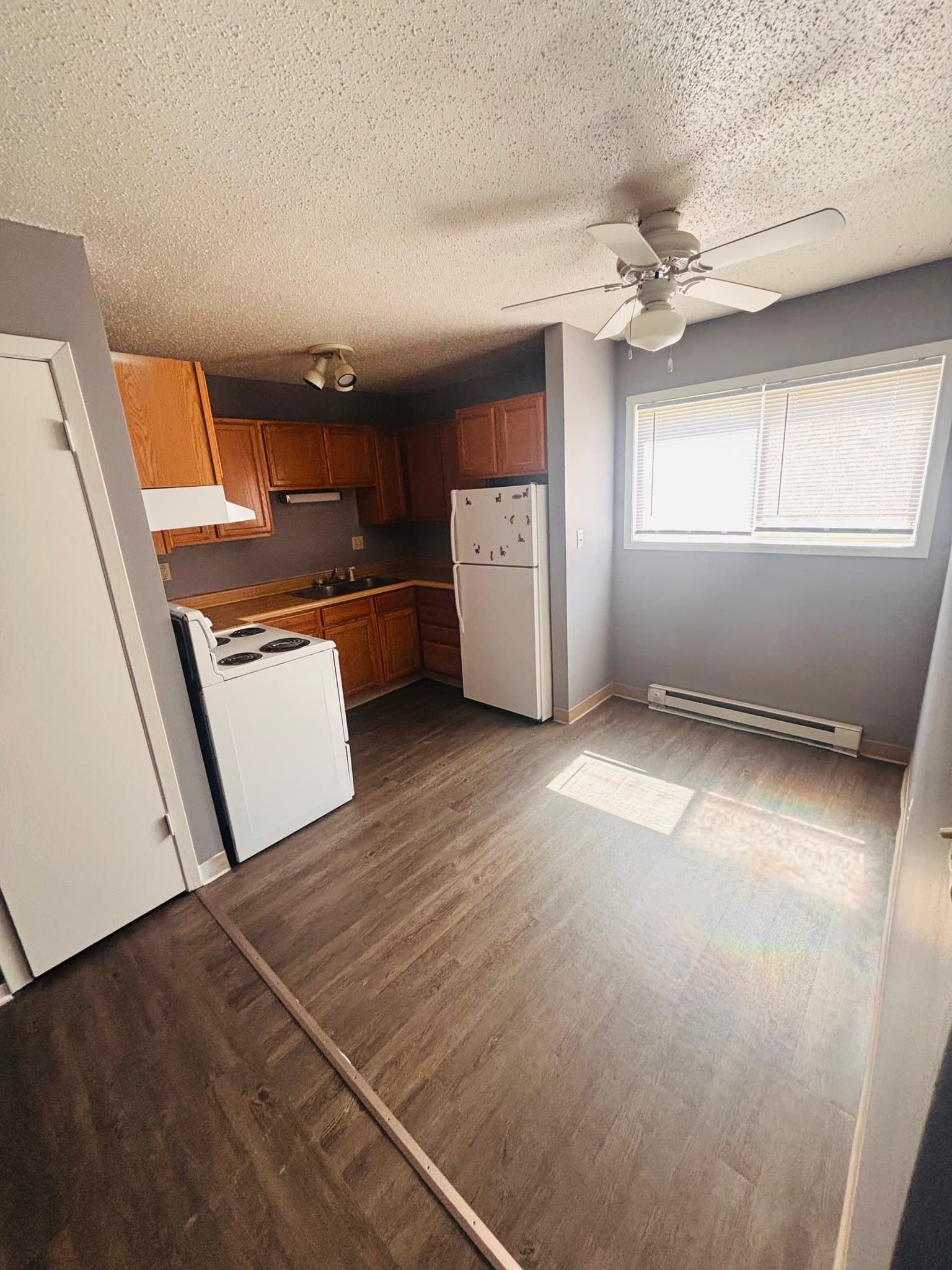 Red Oak Multiplex: 1660 E summit st