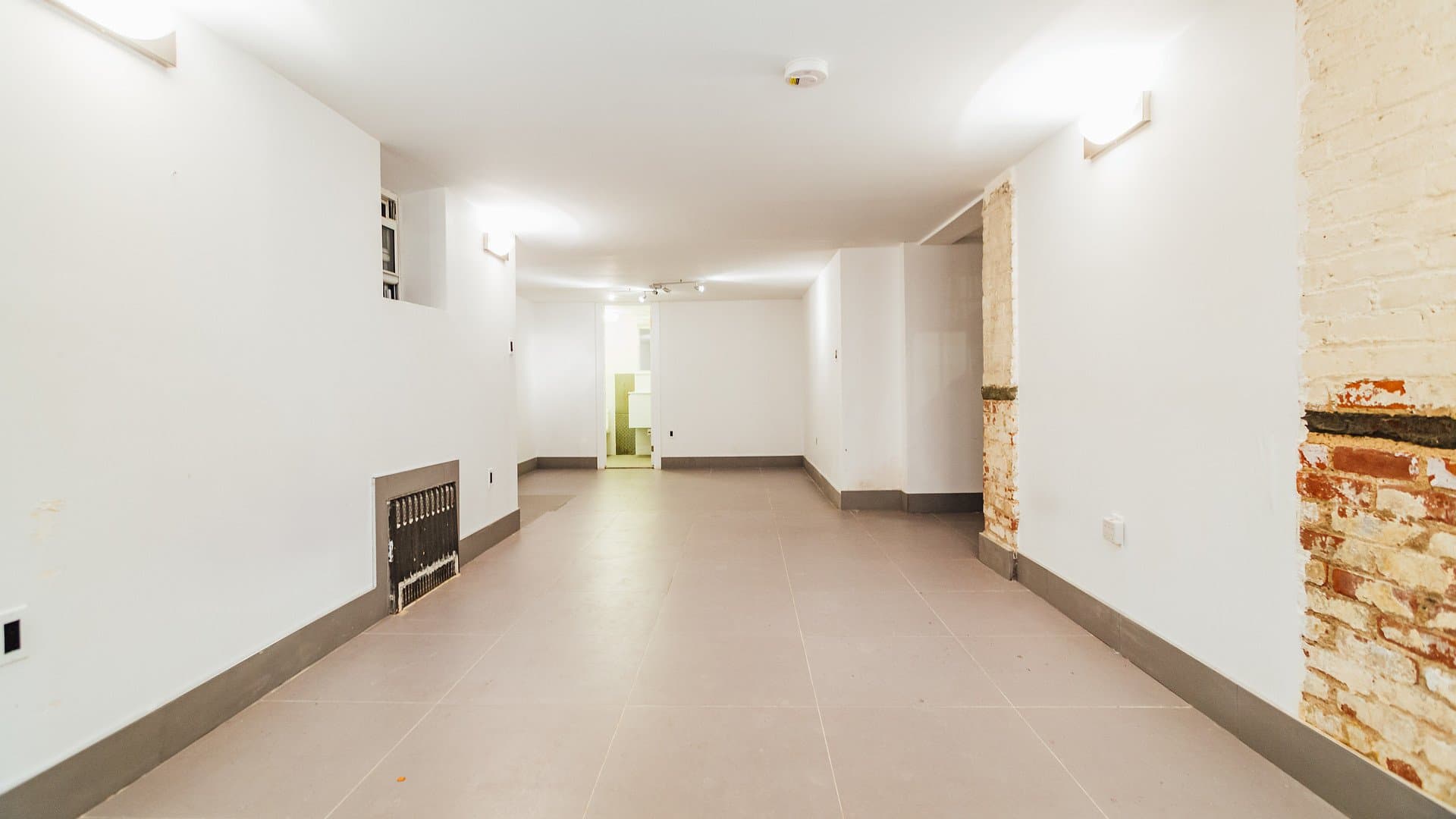 brooklyn Apartment: 1154 Gates Ave