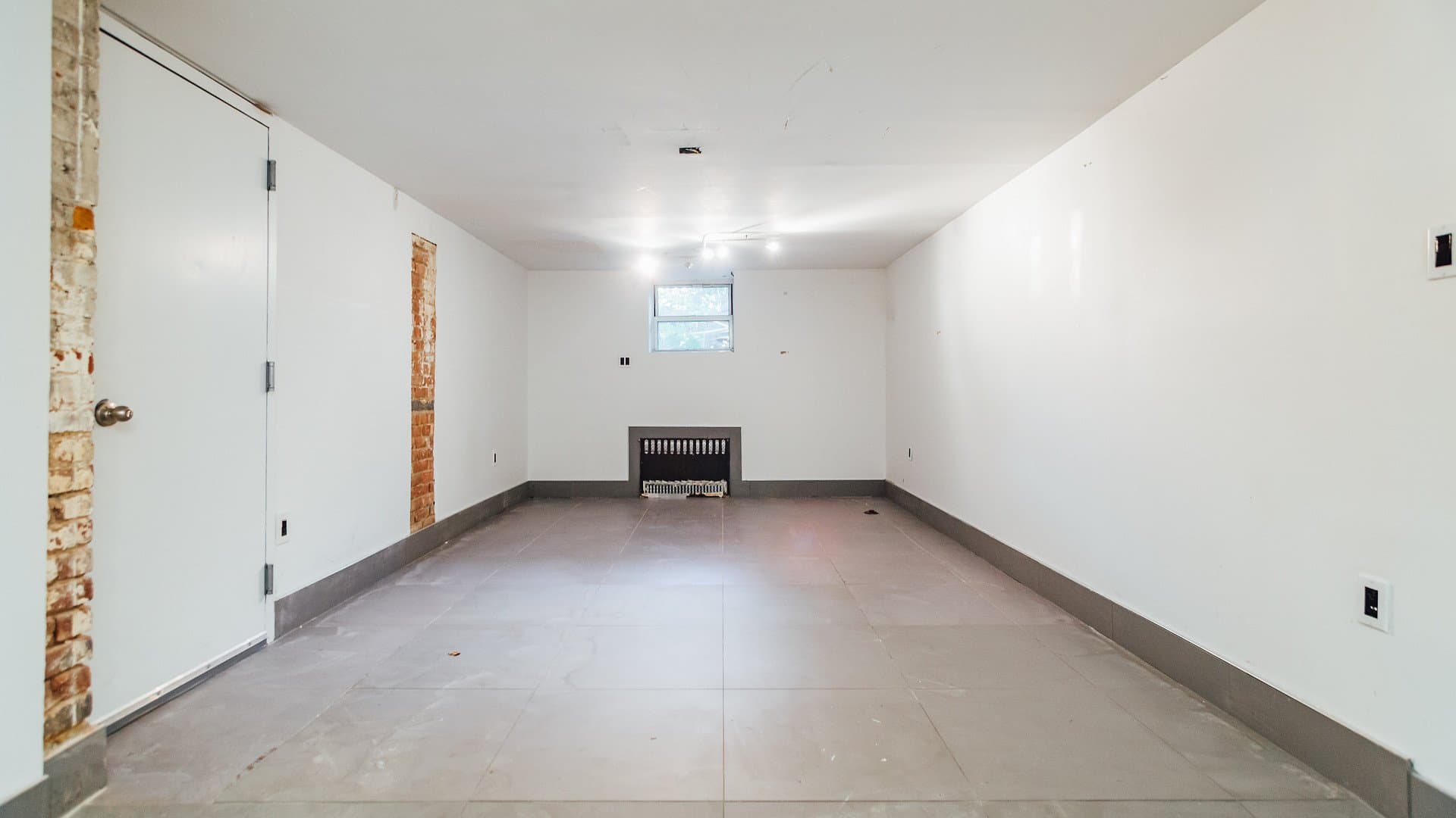 brooklyn Apartment: 1154 Gates Ave