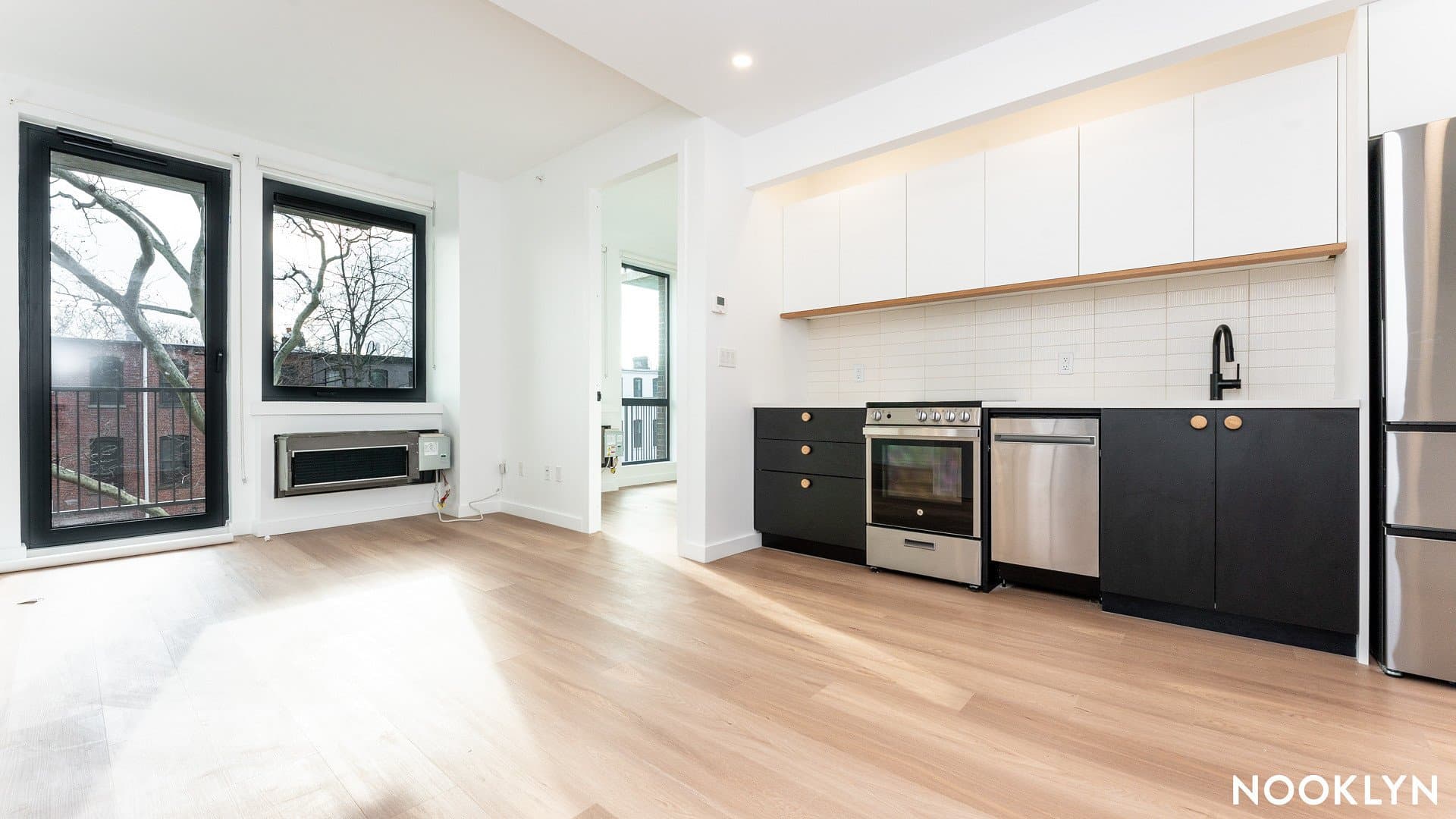 brooklyn Apartment: 654 Madison St