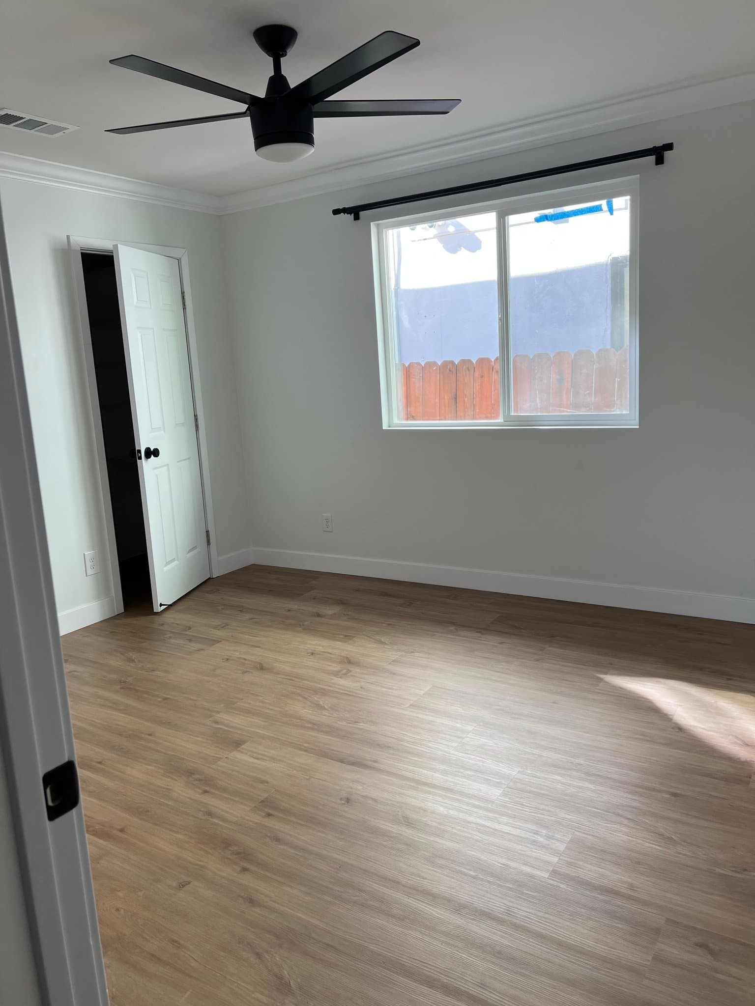 Los Angeles House: 951 North Oxford Ave