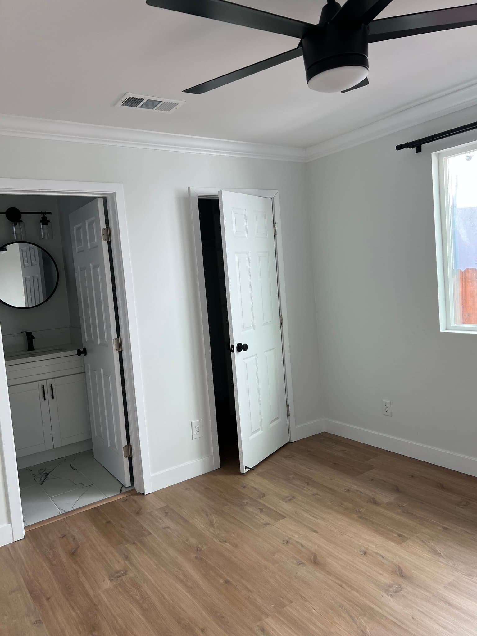 Los Angeles House: 951 North Oxford Ave