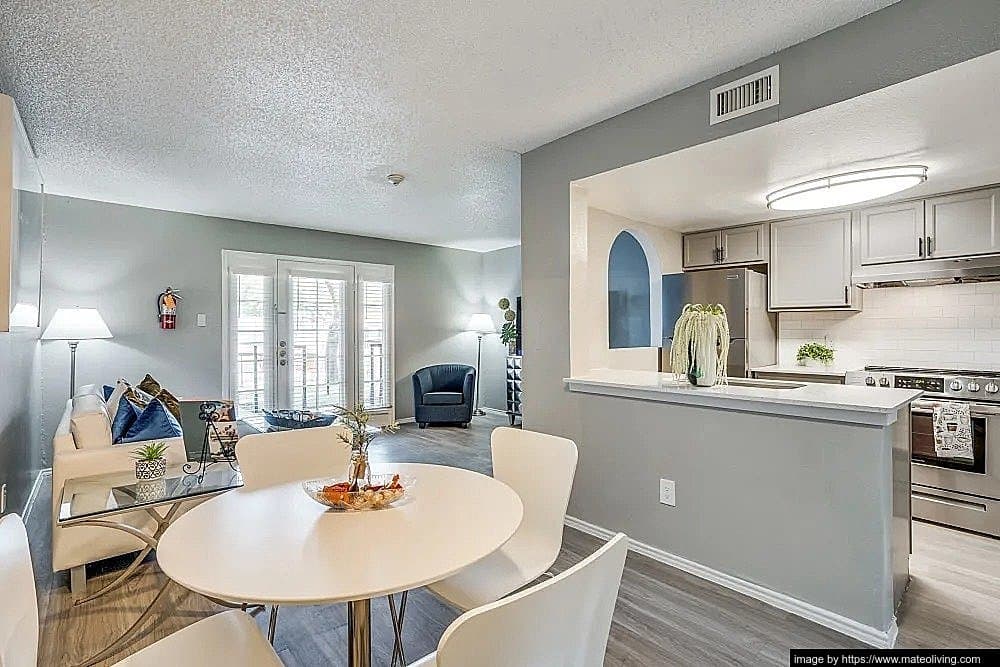 Arlington Apartment: 2007 Springcrest Dr