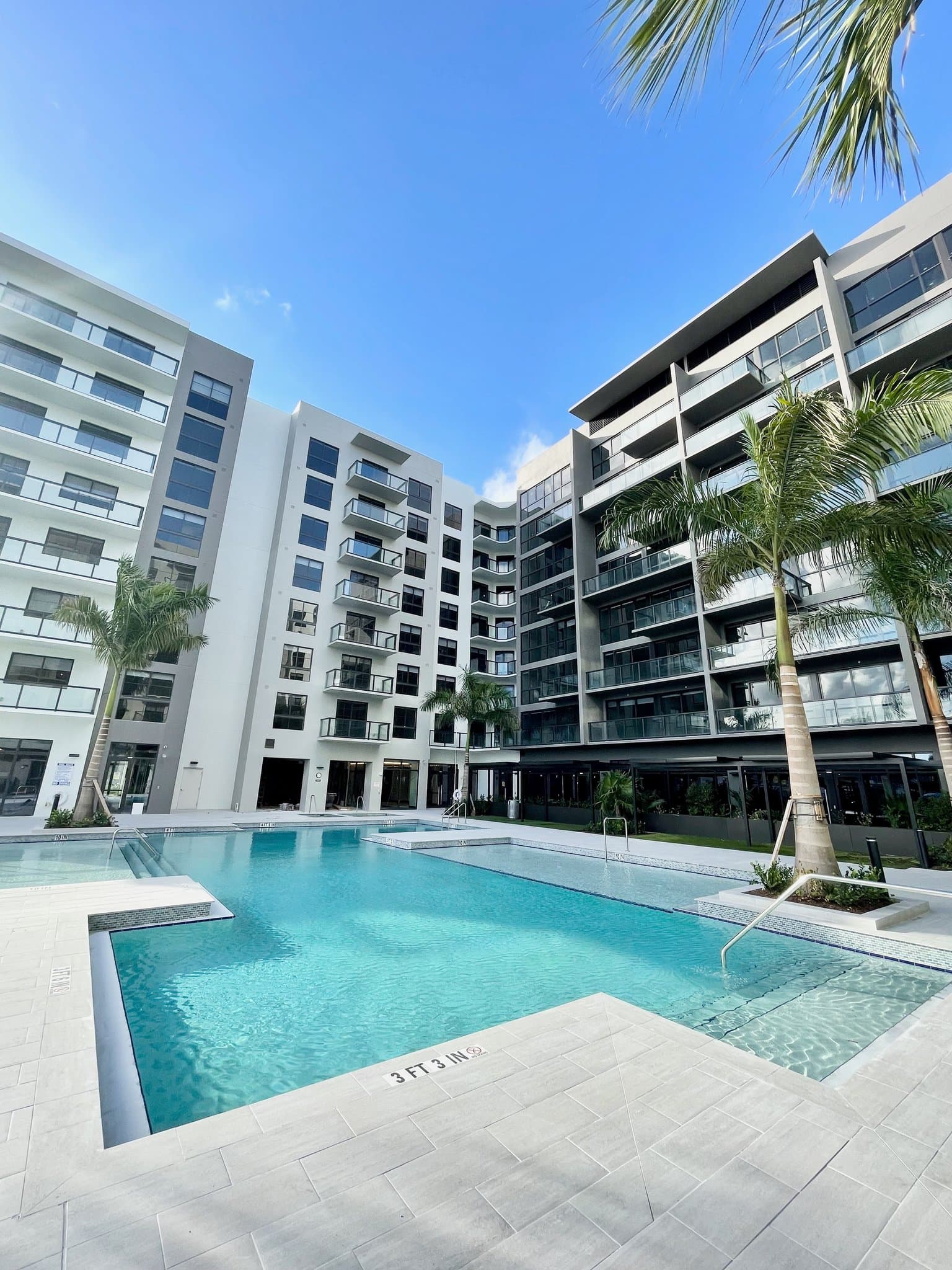 North Miami Apartment: 1785 NE 124 Street