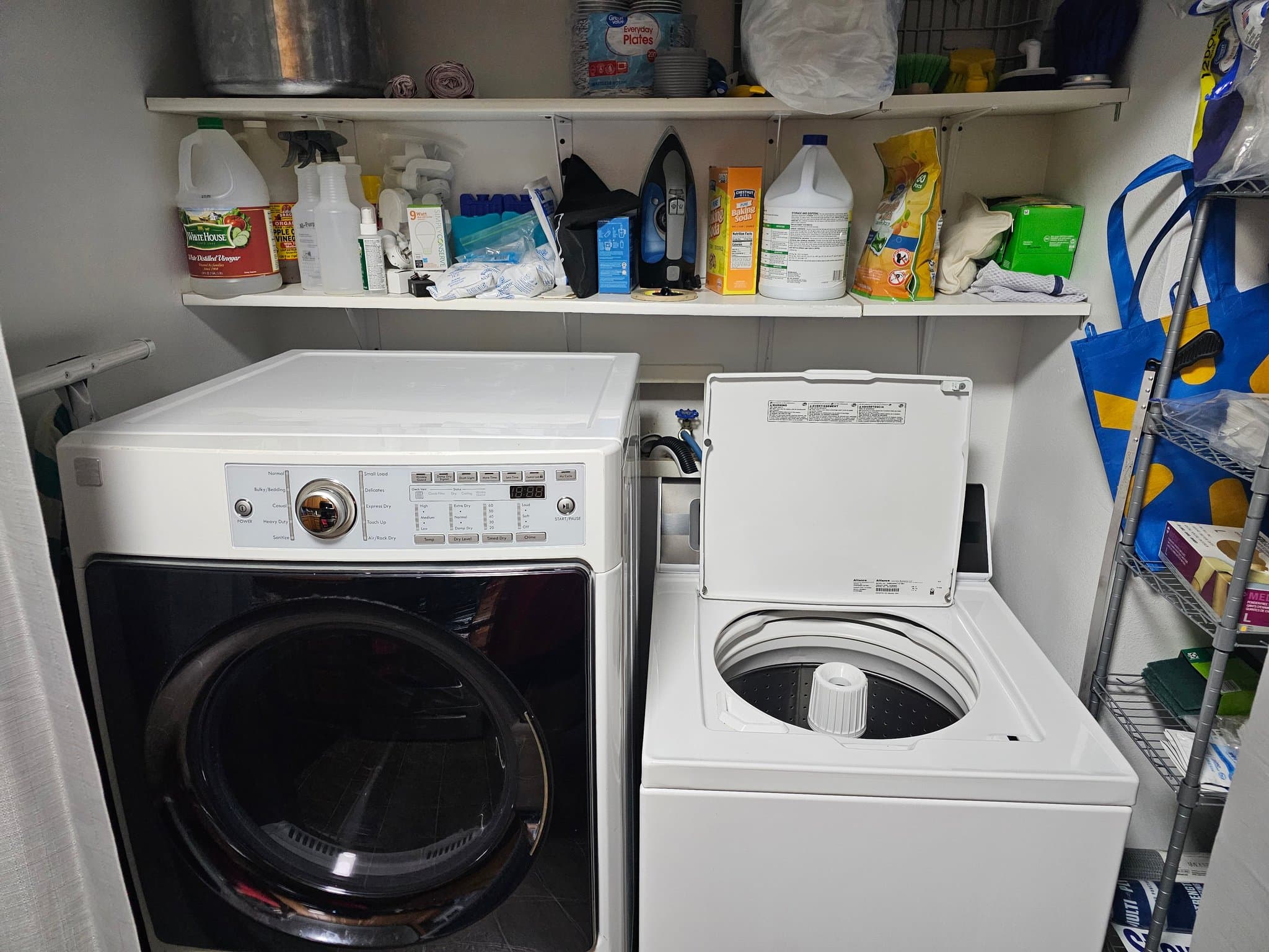 Des Moines Single Room: 1303 College Ave