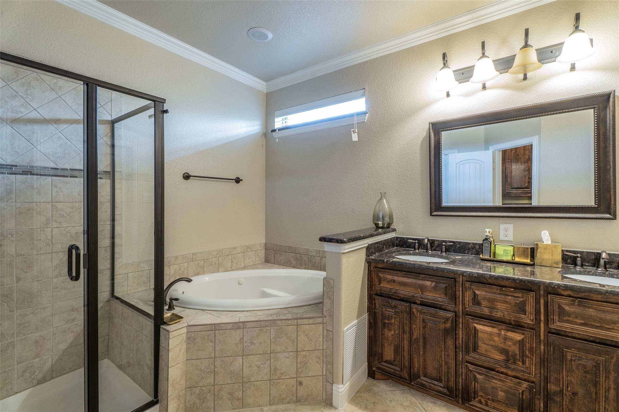 Allen Townhome: 1038 Audrey Way