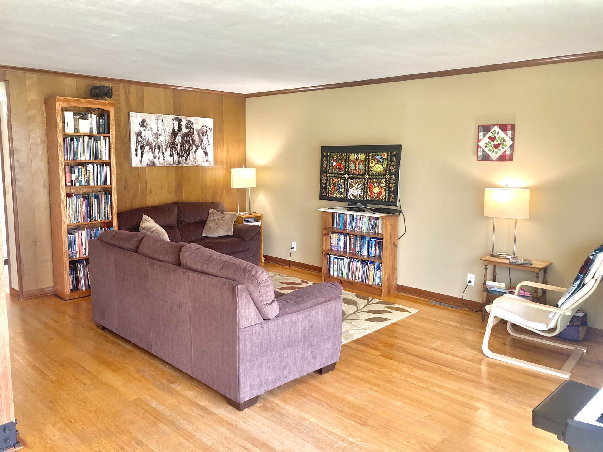 Eau Claire House: 616 East Fillmore Avenue