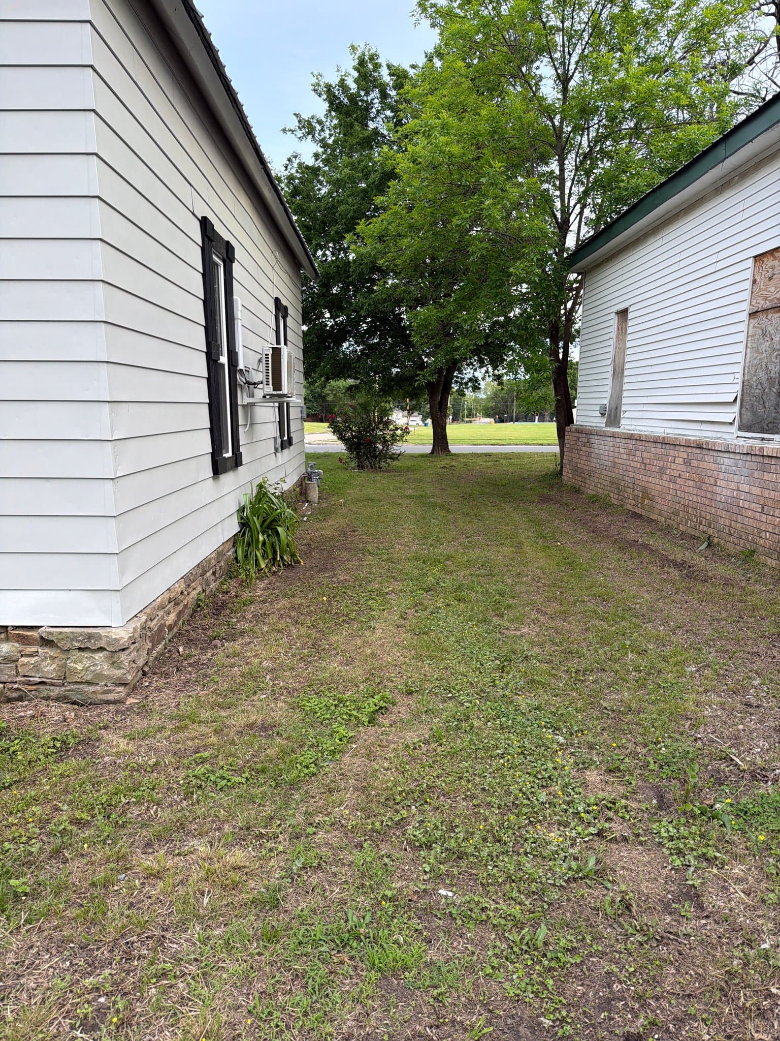 McAlester House: 45 E Smith Ave
