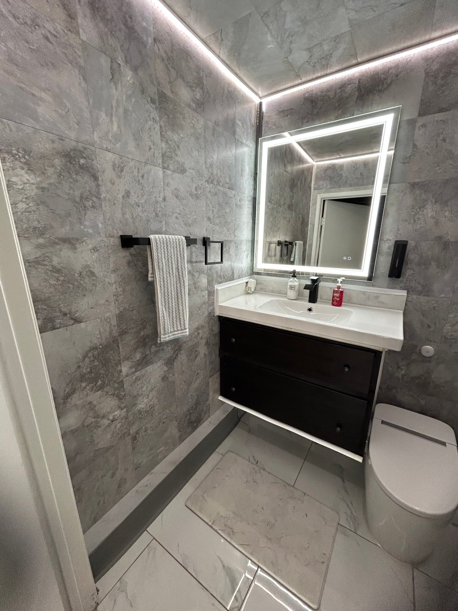 Signal Hill Single Room: 2240 N Legion Dr