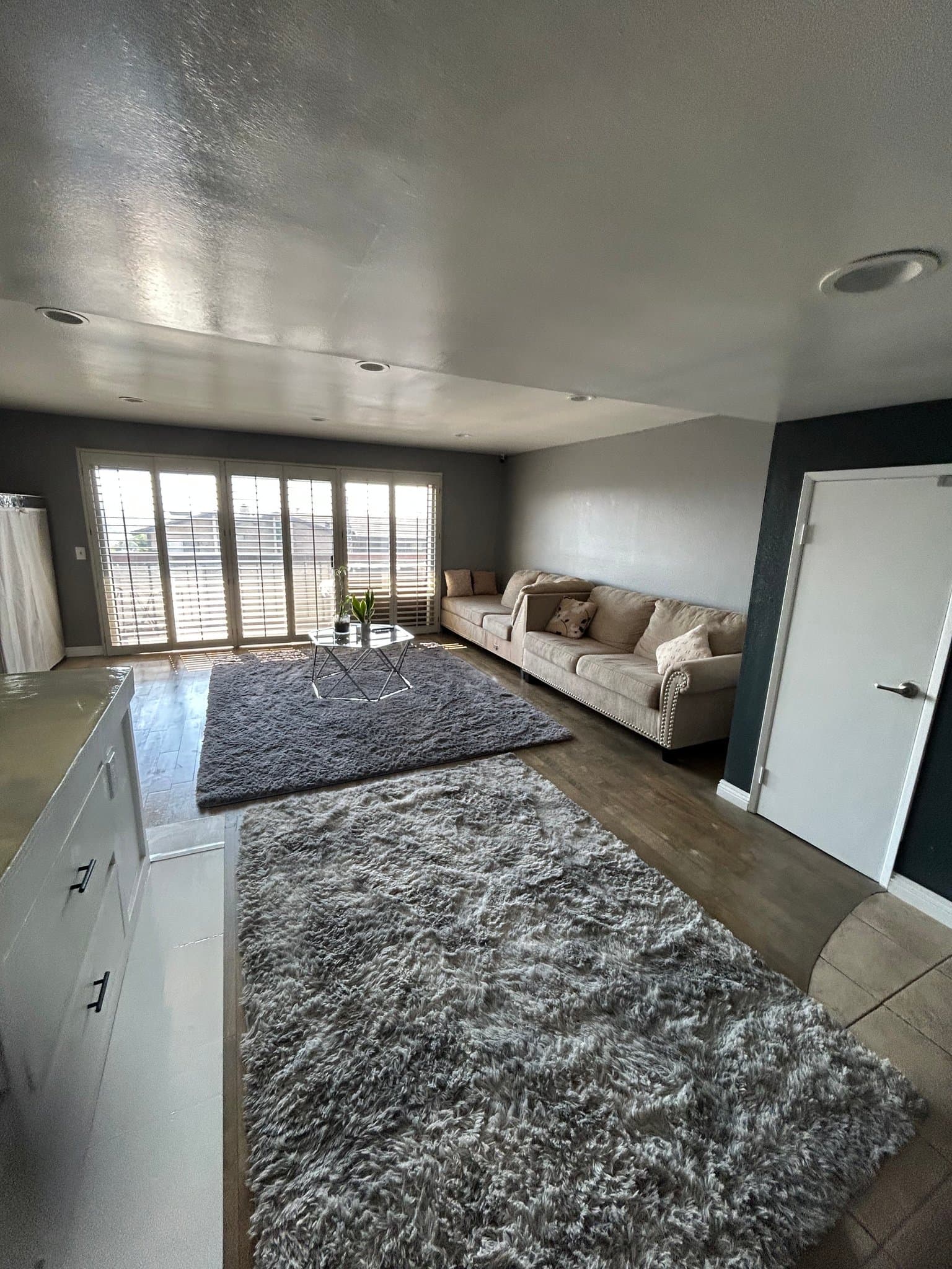 Signal Hill Single Room: 2240 N Legion Dr