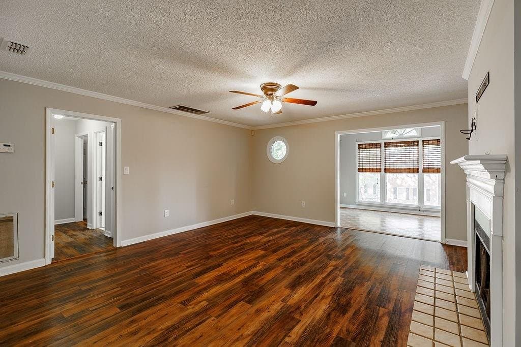 Athens Condo: 345a Research Dr