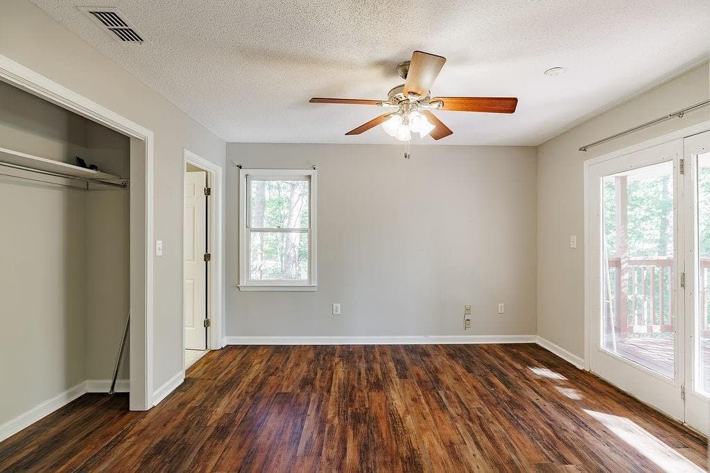Athens Condo: 345a Research Dr